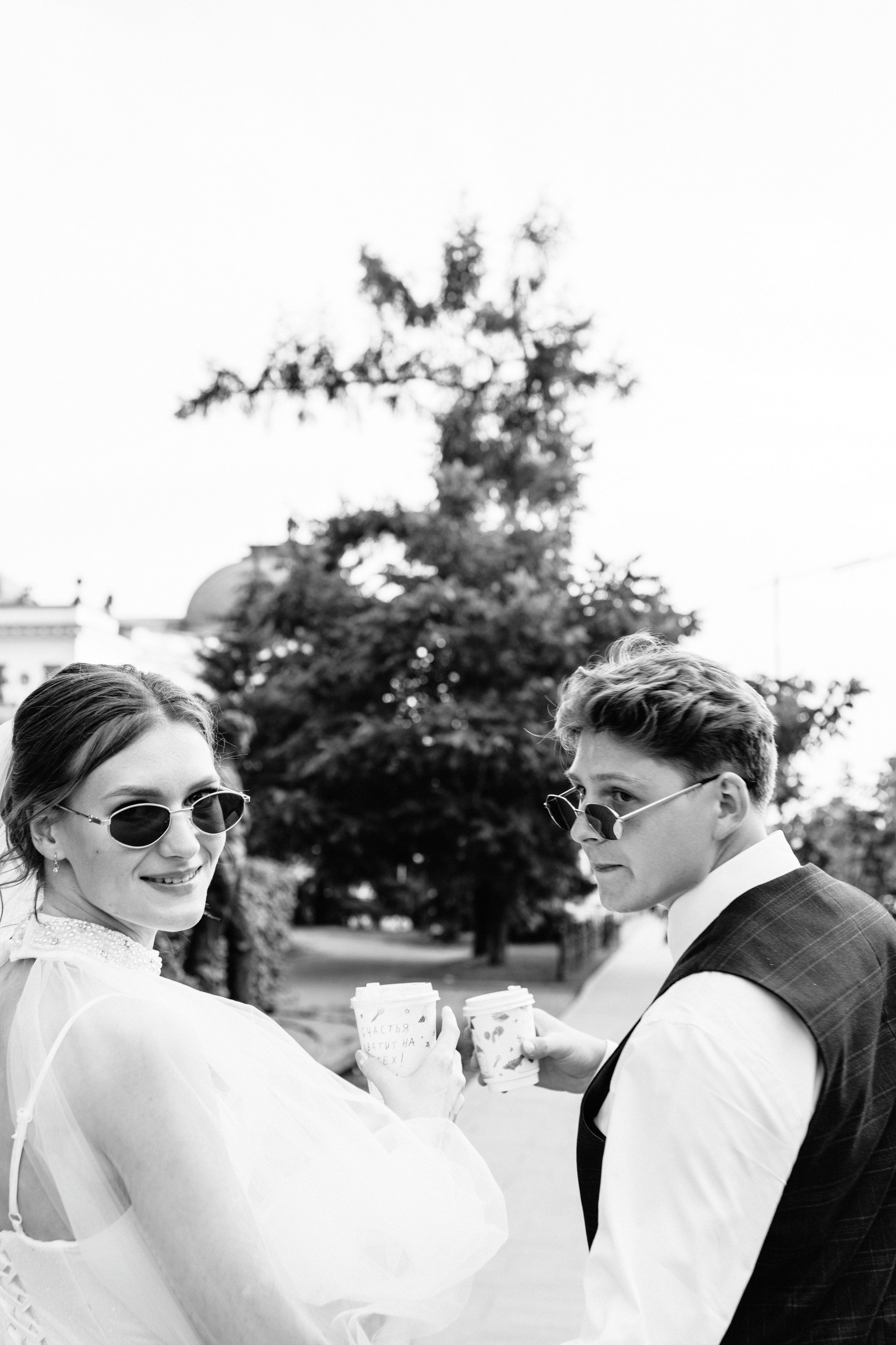 Владислав и Юлия Вечерняя прогулка по городу. Свадебный Фотограф в Иркутске Екатерина Елисеева