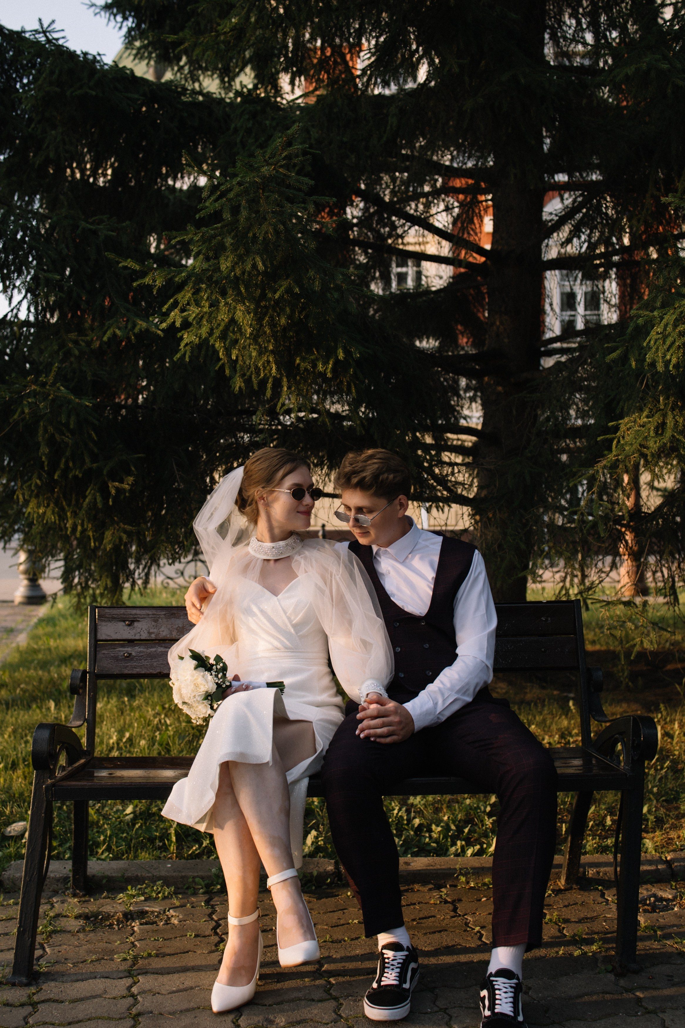 Владислав и Юлия Вечерняя прогулка по городу. Свадебный Фотограф в Иркутске Екатерина Елисеева