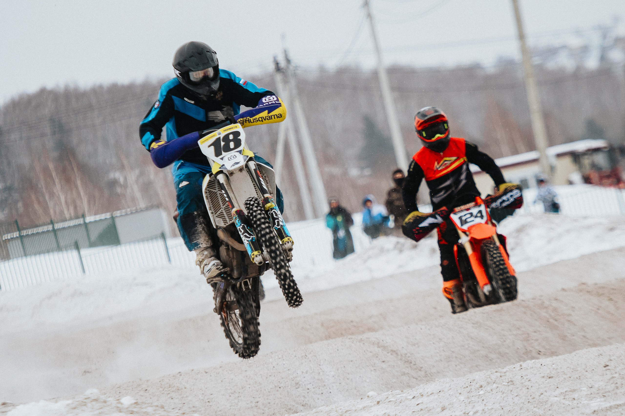 29.12.2024 — Праздничная тренировка на мотоциклетной трассе Люскус. Репортажный фотограф в Кемерово