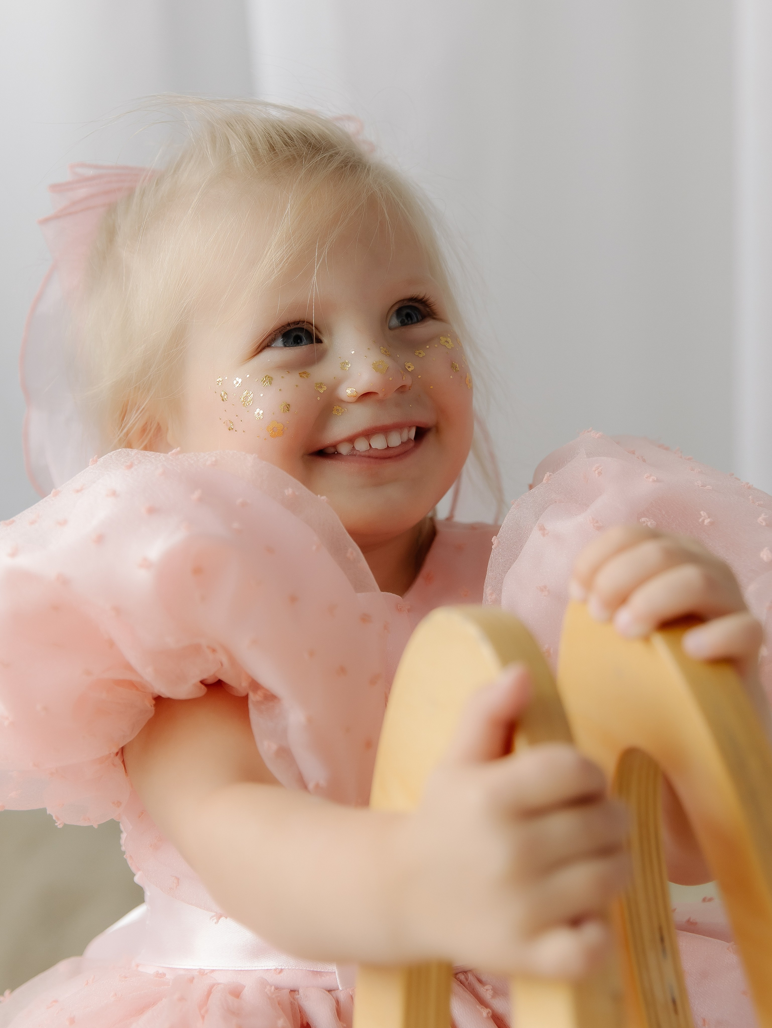 Семейная фотосессия в студии. СВАДЕБНЫЙ ФОТОГРАФ ЧЕЛЯБИНСК