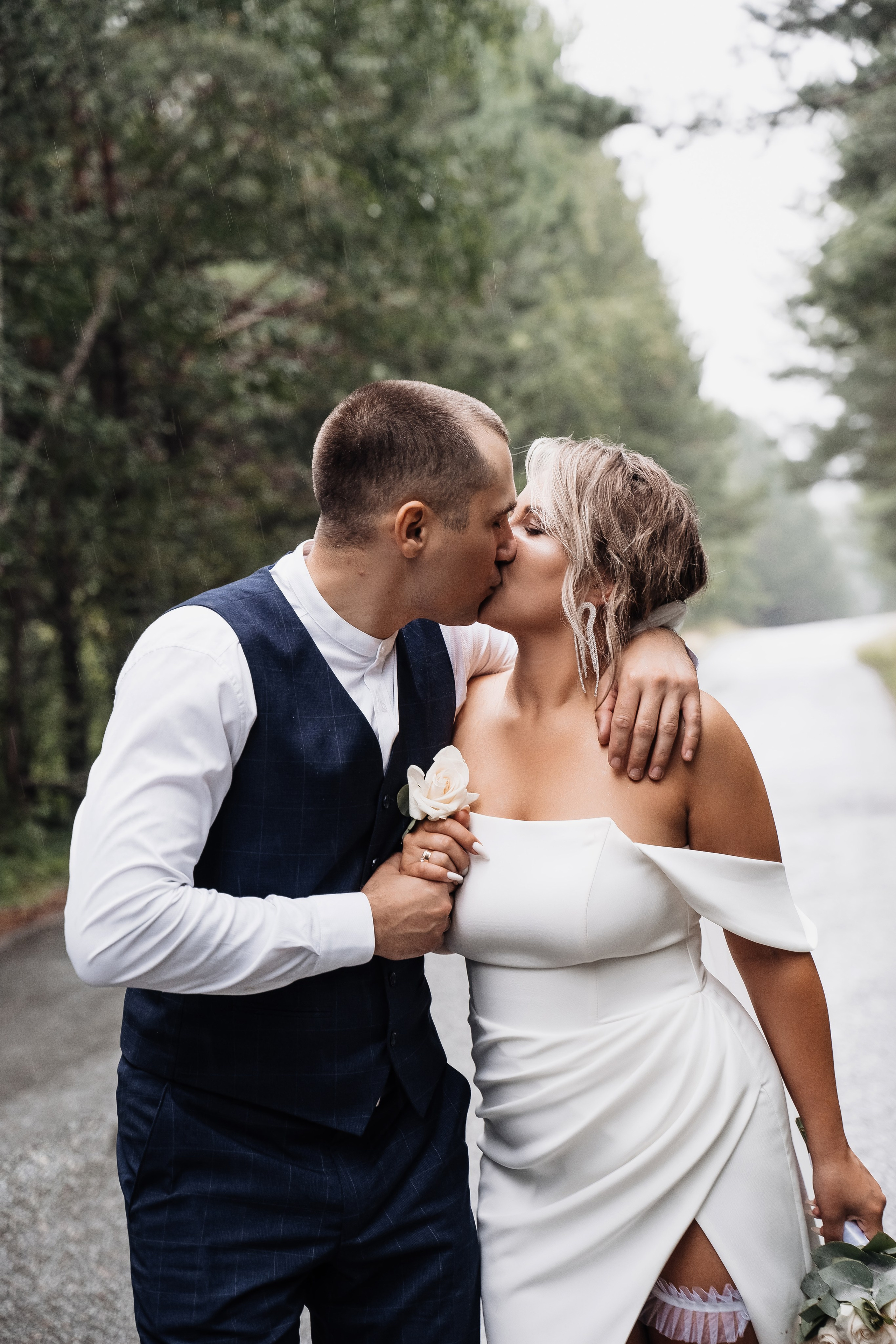 Илья + Лена. Моменты и истории о вас настоящих