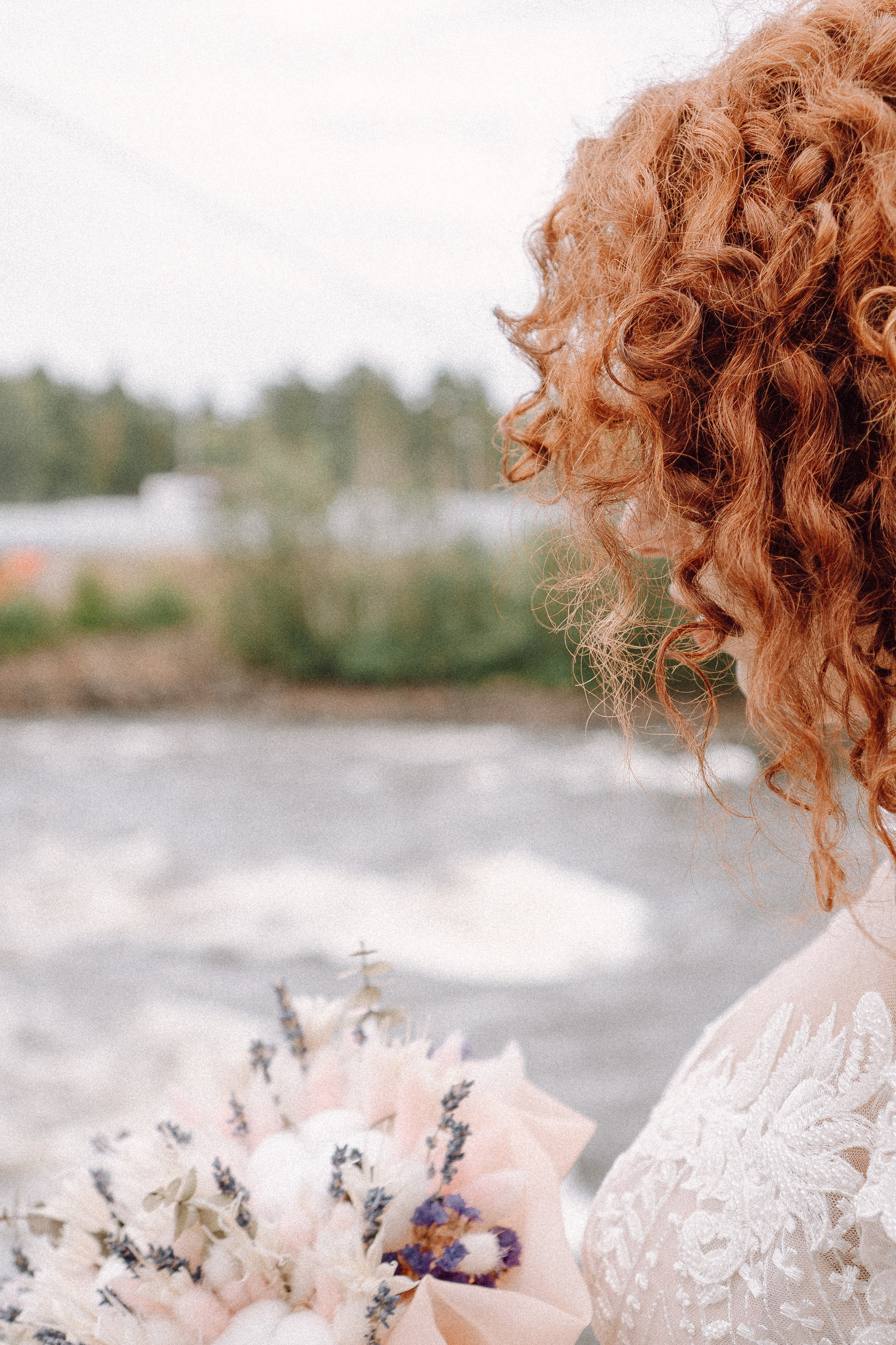 СВАДЕБНАЯ ФОТОСЕССИИЯ ПАРЫ В ГОРОДЕ ПРИОЗЕРСК В СОСНОВОМ ЛЕСУ И С ПИКАПОМ. Профессиональный фотограф, Санкт-Петербург — Виктория Богомолова