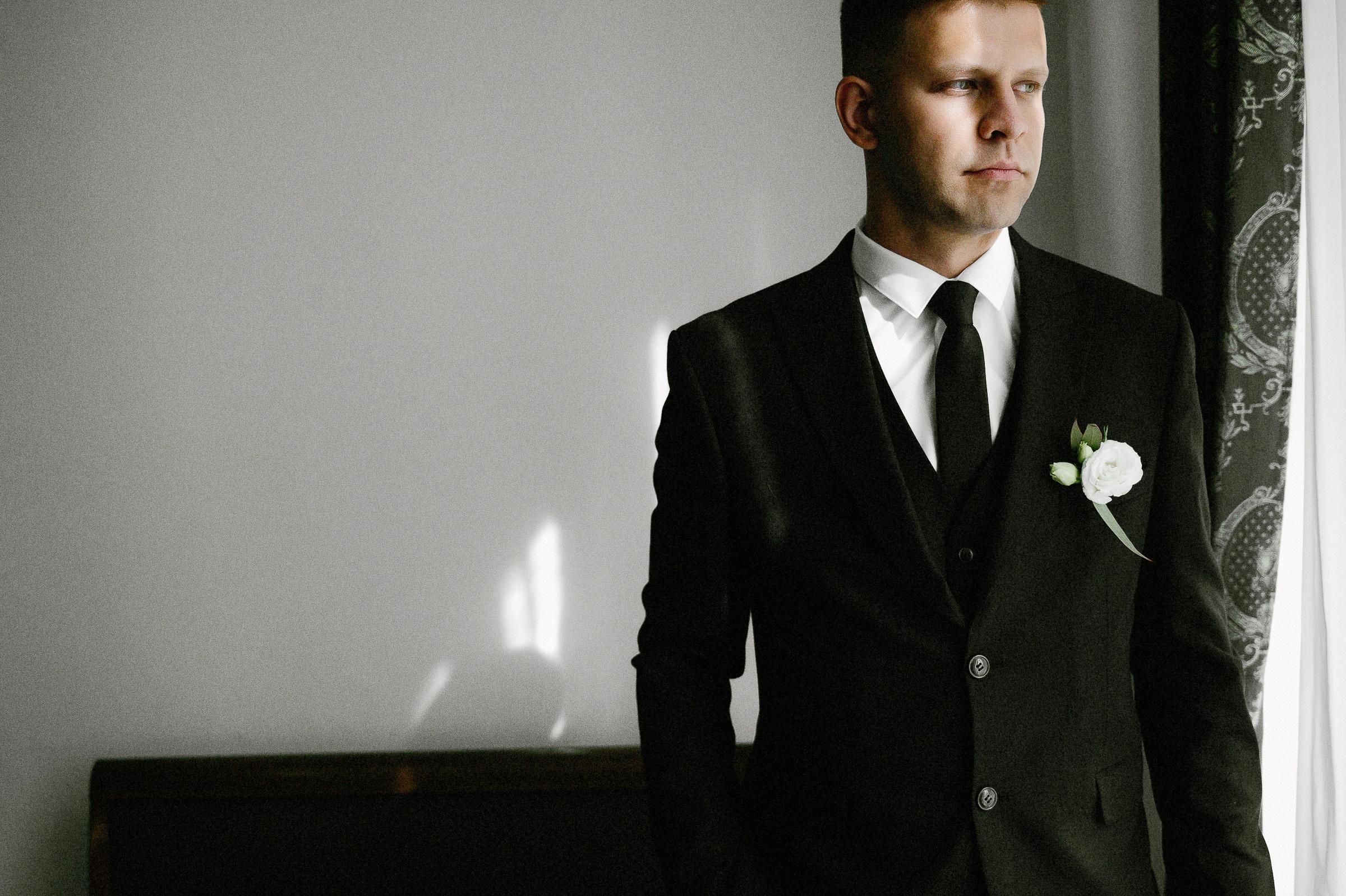 Alina&Timur short\classic\cool. Wedding photographer