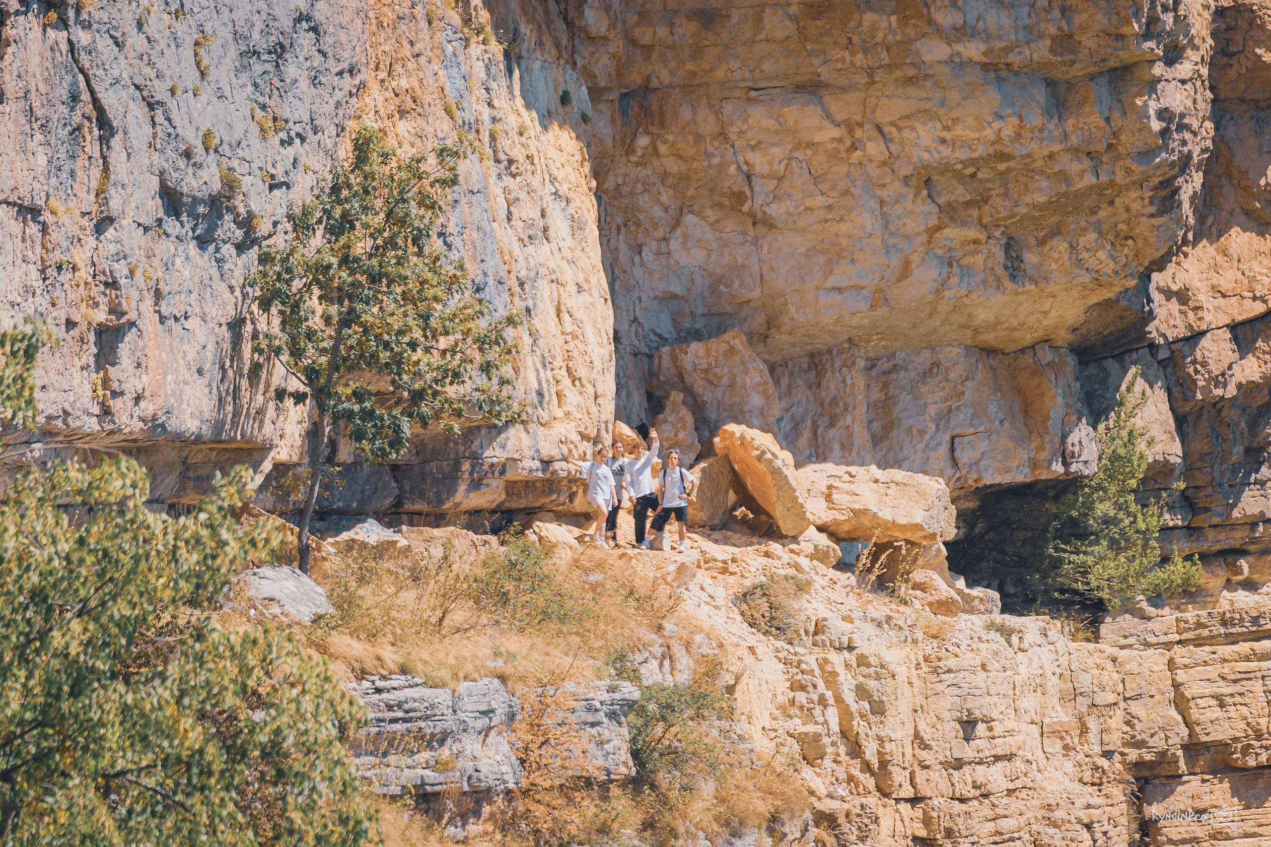 Поход на Орлиную полку + Университетский водопад с командой Мадьяр 15.08.24. Репортажный фотограф в Краснодаре Рындин Дмитрий
