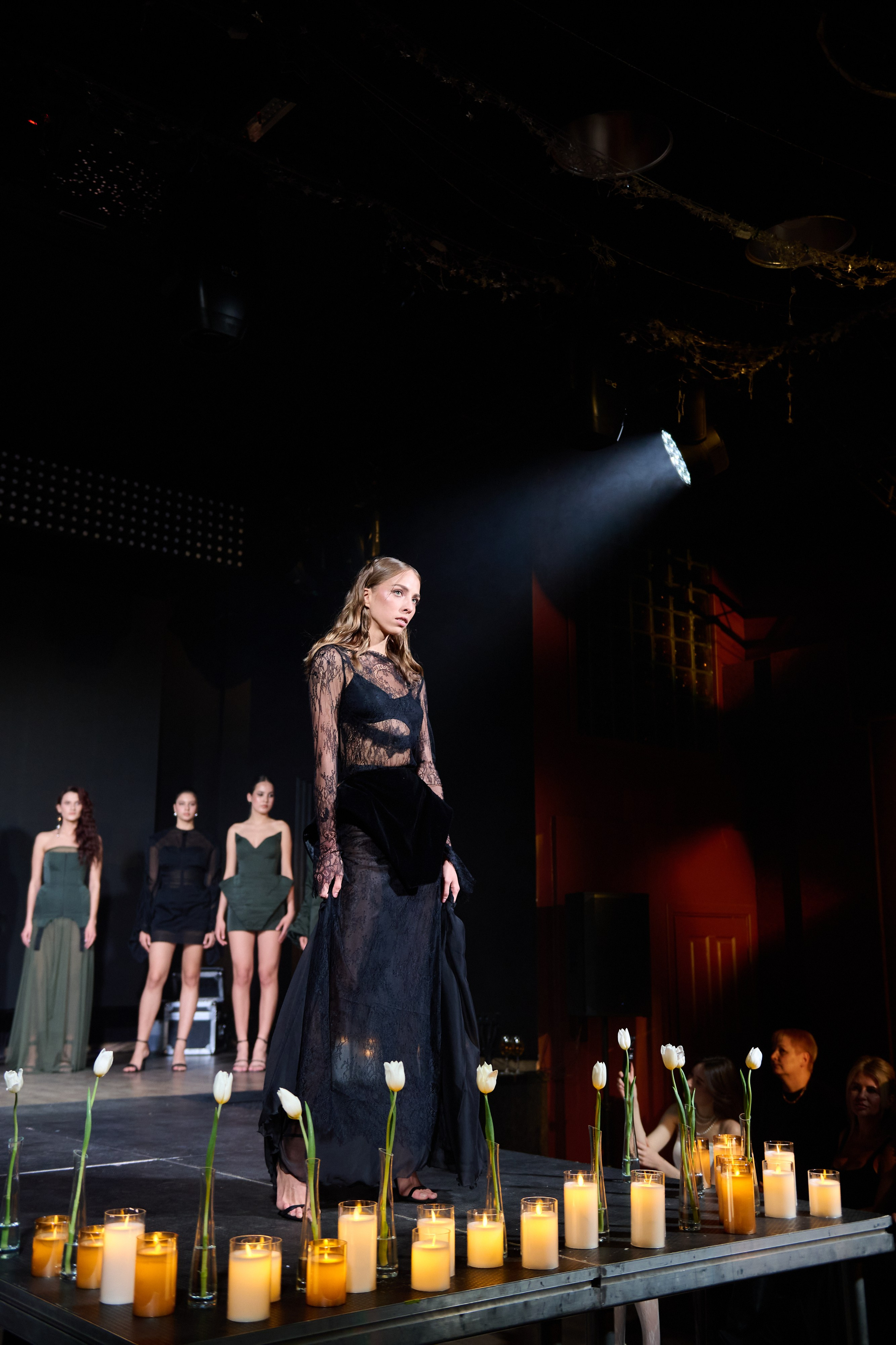 Закрытый показ SEREDKINA DRESS. Свадебный фотограф Иркутск Алексей Шульгин