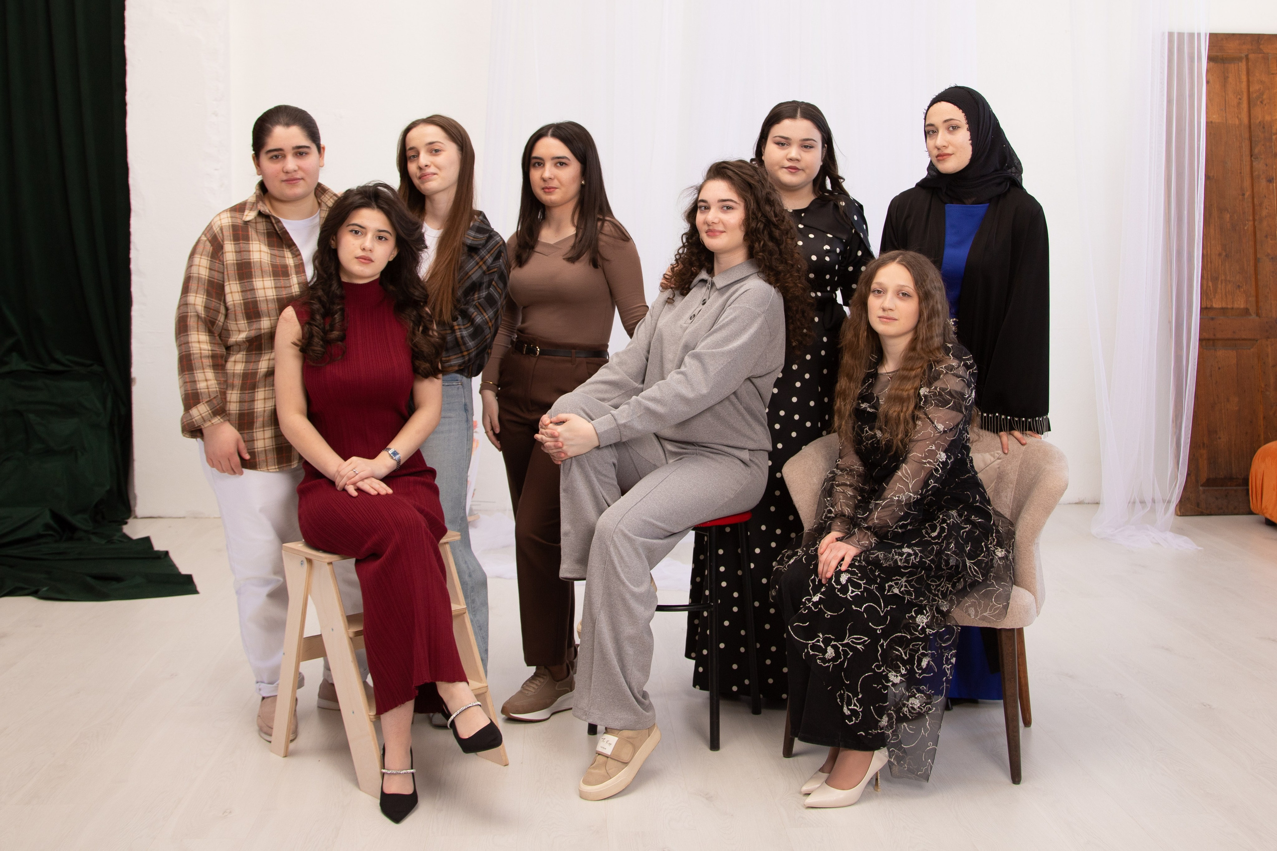 9  и 11 классы. Школьный фотограф в г. Нальчик Галимат Абитова