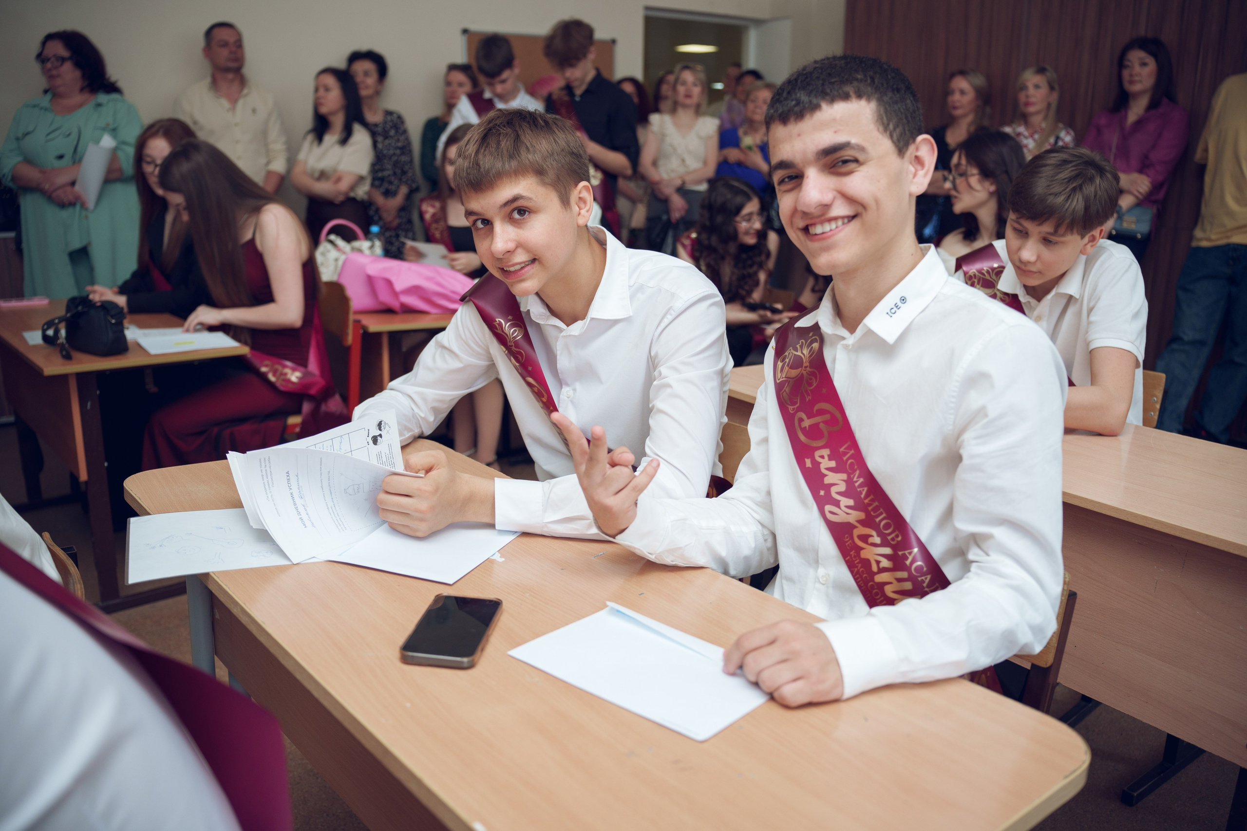 Последний звонок. Фотограф и ИИ-креатор Анна Бобринёва