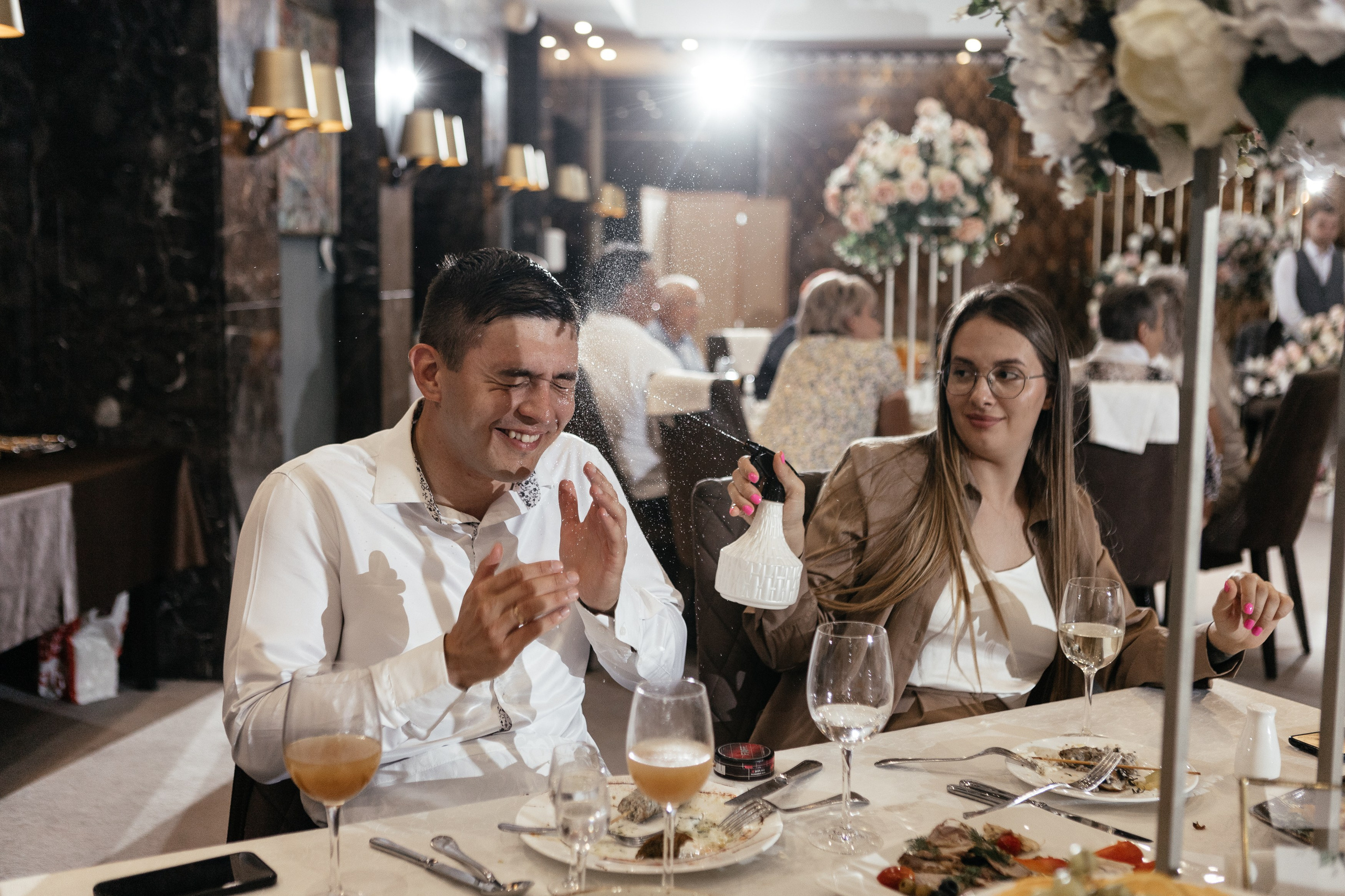 Свадебный фотограф Уфа — Руслан ГабдлисламовЖивые эмоции, красивые кадры, воспоминания на всю жизнь.Работаю по всей Республике Башкортоста. Свадебный фотограф Уфа Руслан Габдлисламов