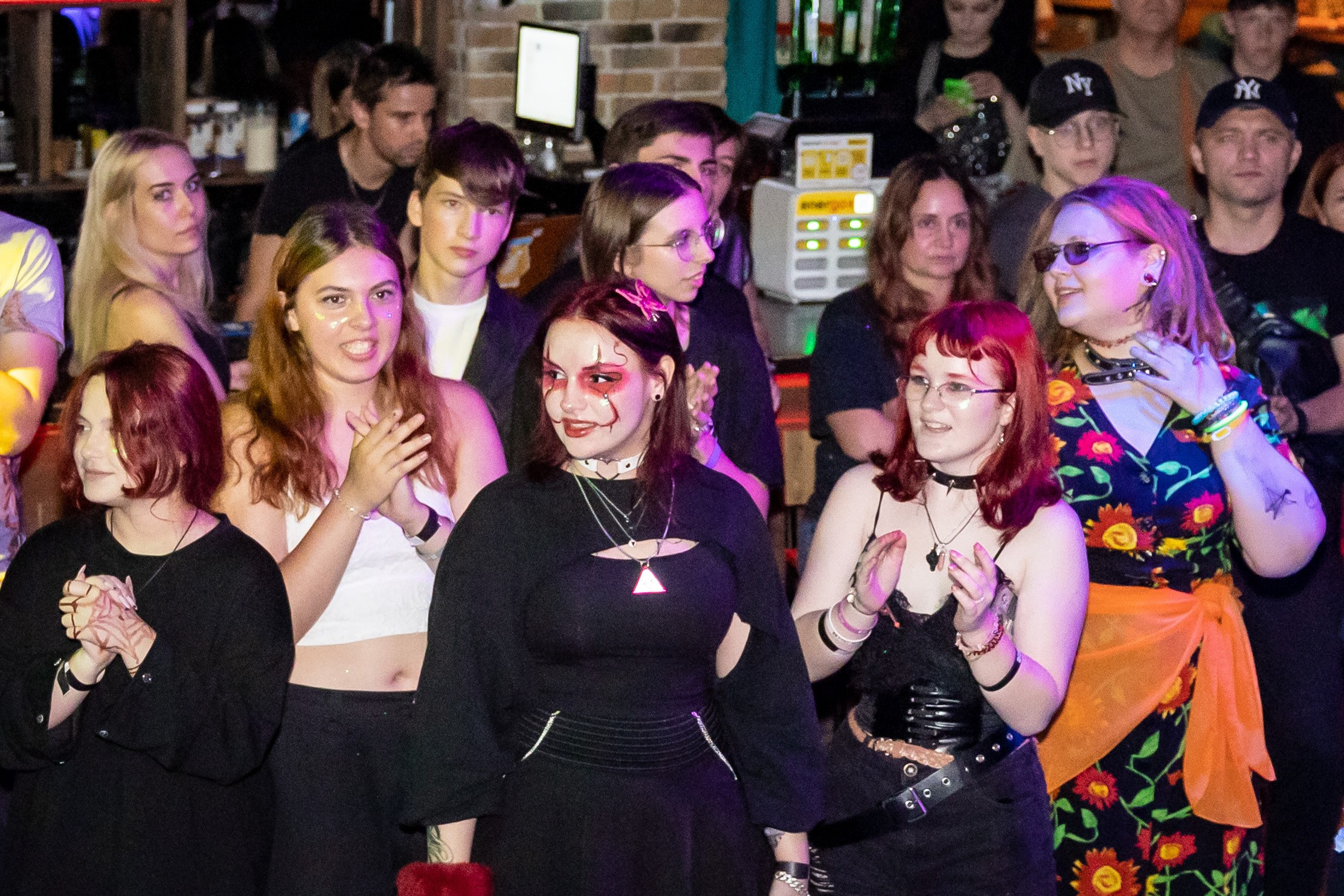 Концерт «Не Школа Барабанов» в Клубе «SOVA». Фотограф Владимир Охрименко