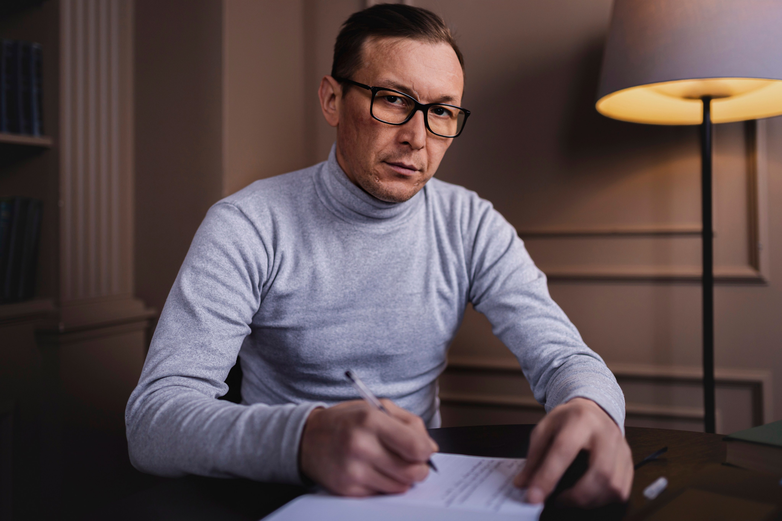 Фотосессия в студии для Радика. Фотограф Каримов Виктор