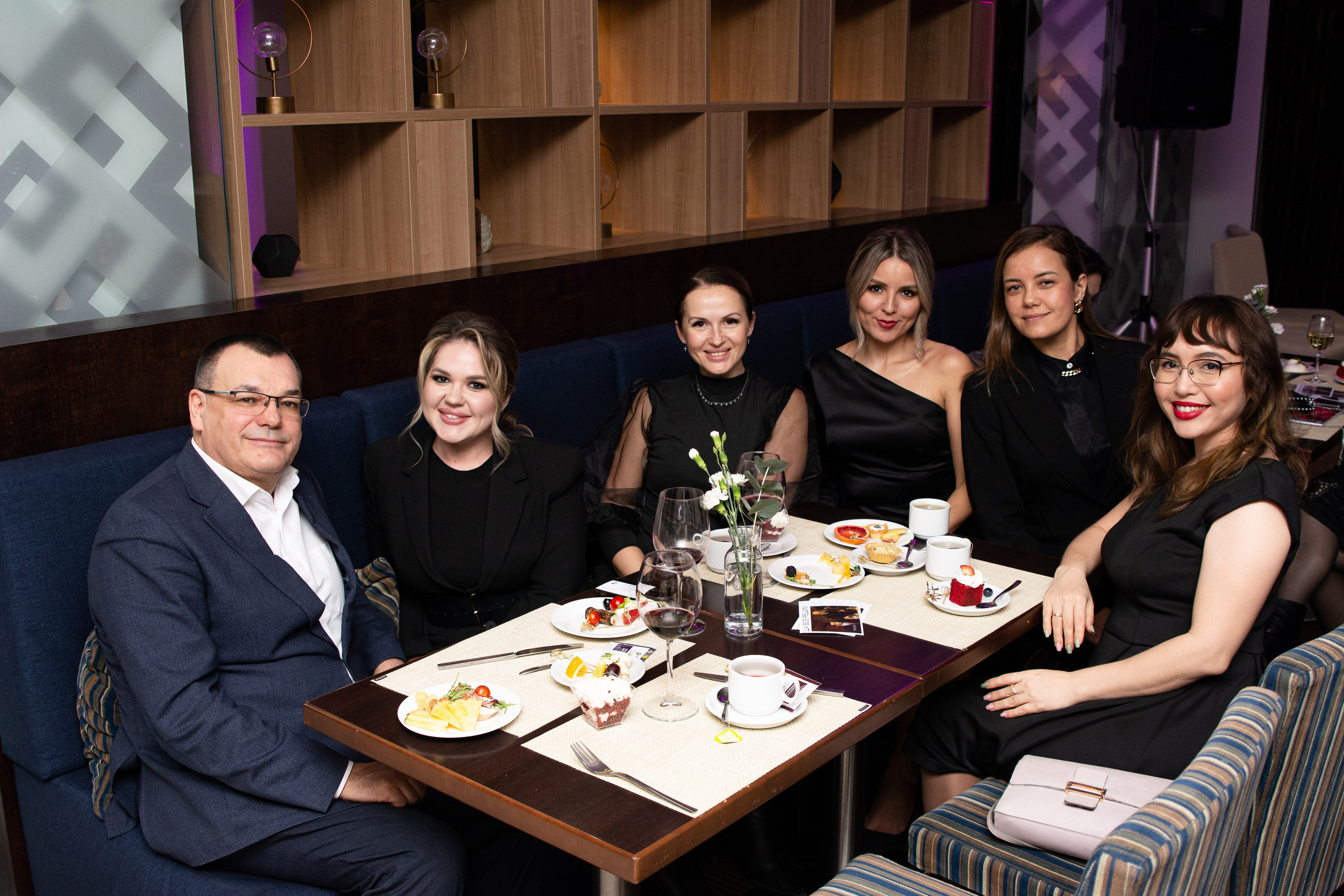 Репортажный фотограф на юбилей корпоратив, мероприятия в Уфе. Свадебный фотограф Тимур Хабибуллин