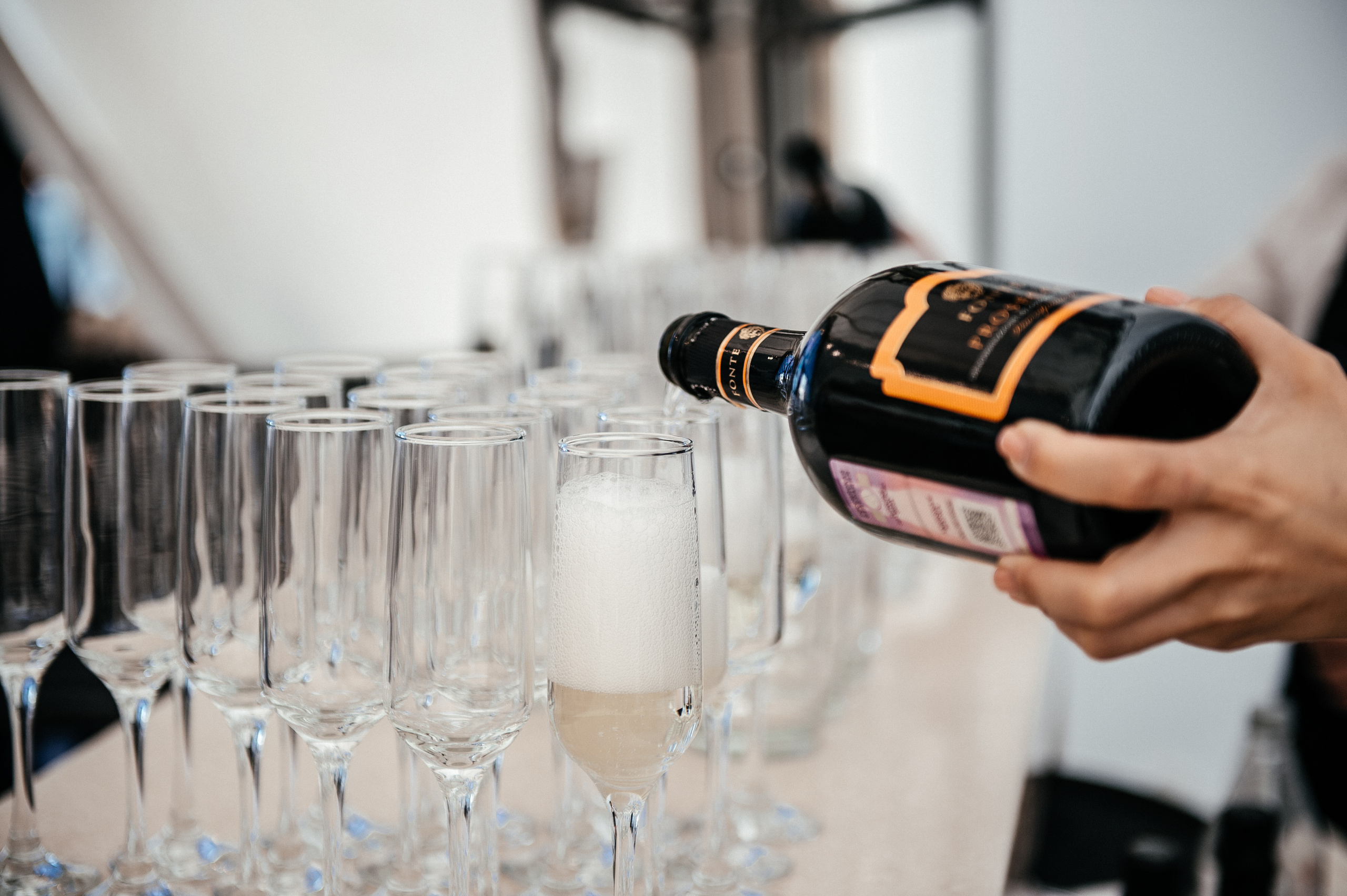 Итальянцы, танцы на крыше и разрезанный галстук | Ксения и Roberto. Свадебный и репортажный фотограф Сергей Чесноков