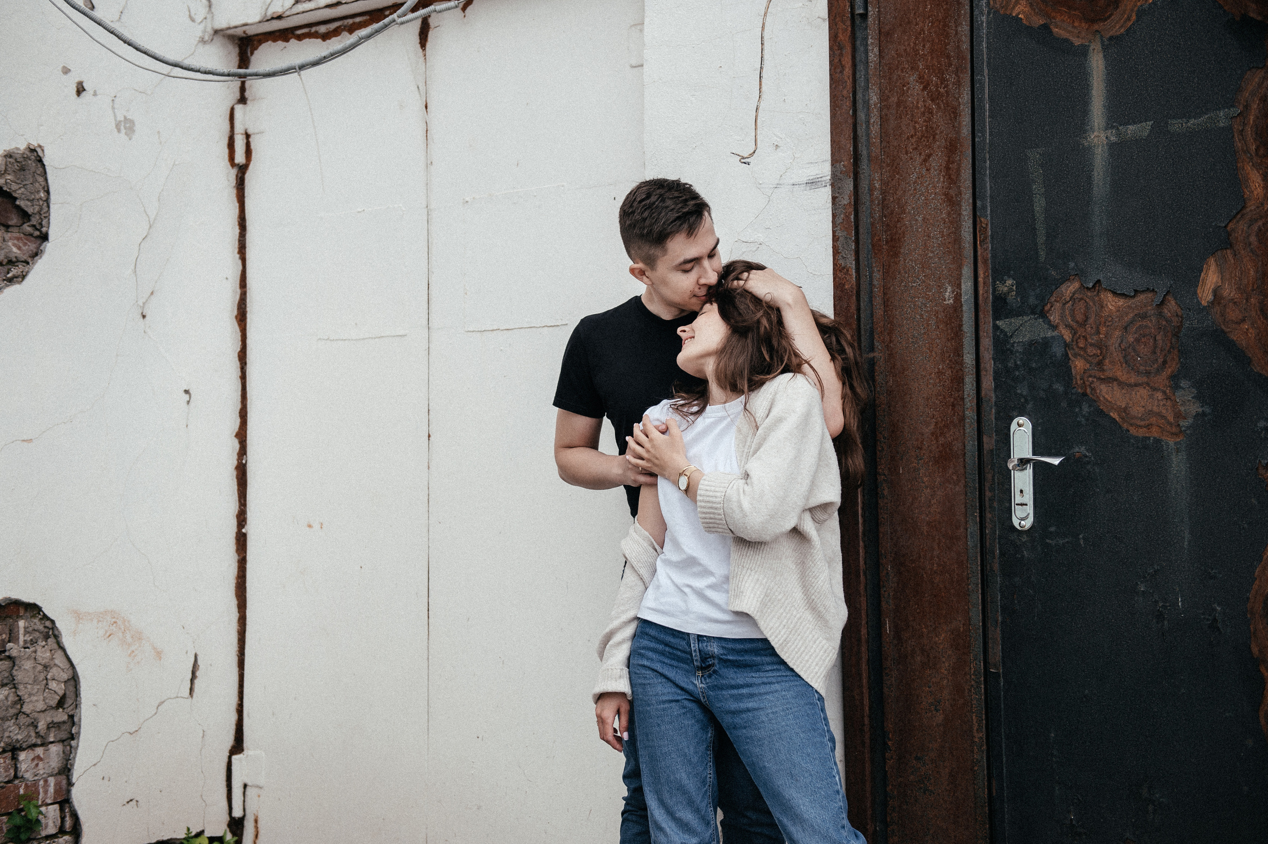 Романтично-комедийная Love Story в чёрно-белом кино. Свадебный и репортажный фотограф Сергей Чесноков