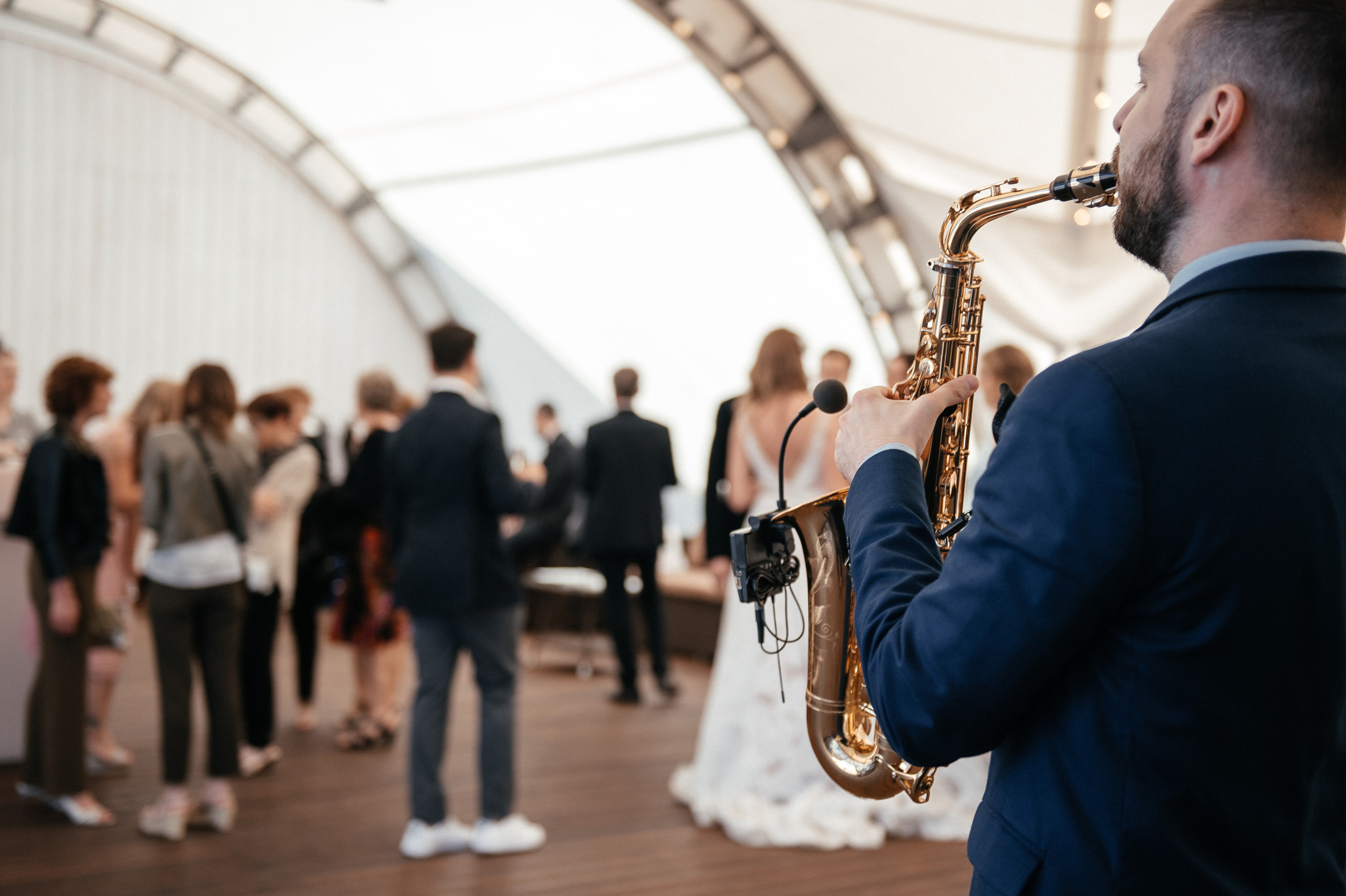 Итальянцы, танцы на крыше и разрезанный галстук | Ксения и Roberto. Свадебный и репортажный фотограф Сергей Чесноков