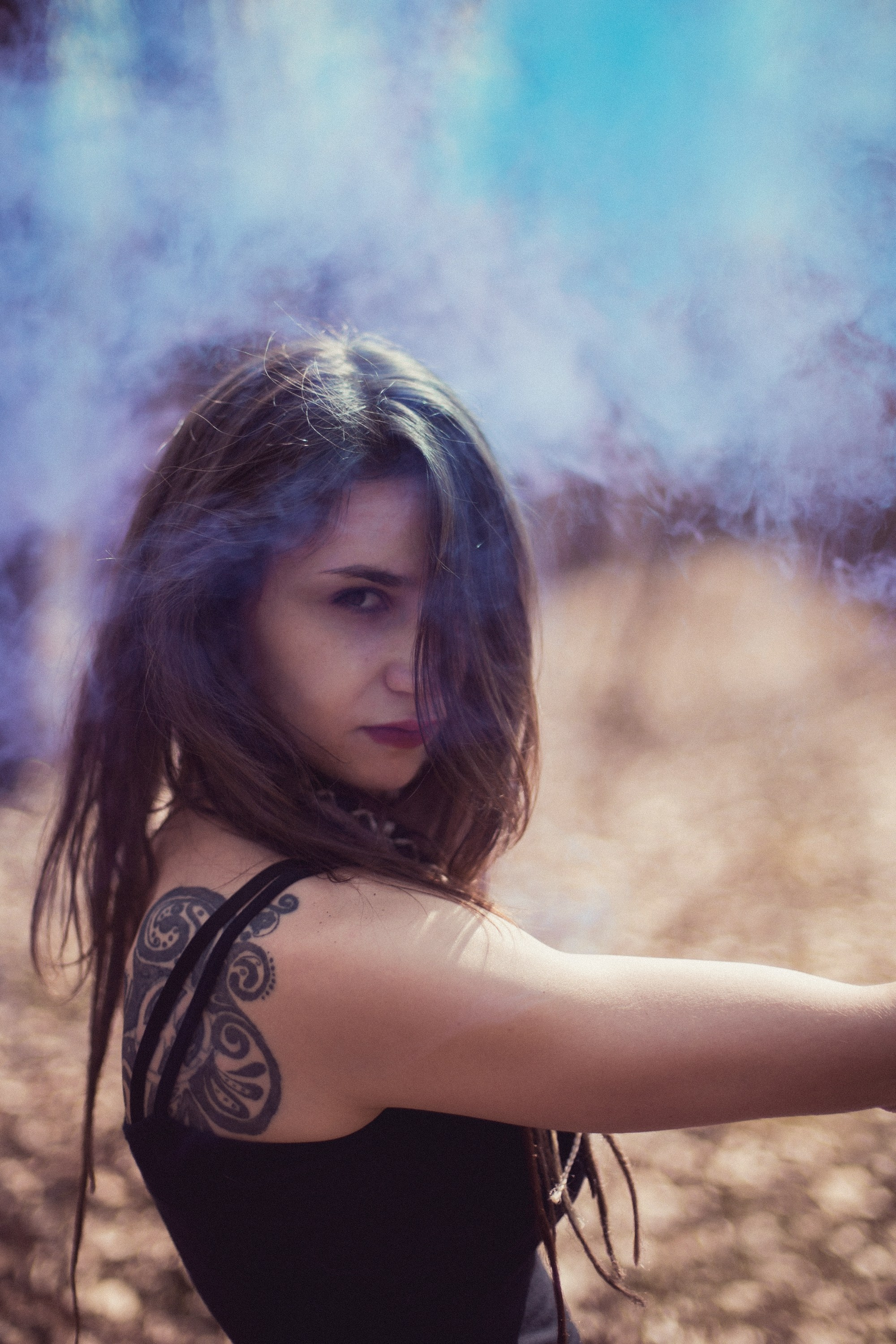 Ксения / лес / Алматы. Фотограф Наталья Гончарова. Снимаю живые портреты в Алматы