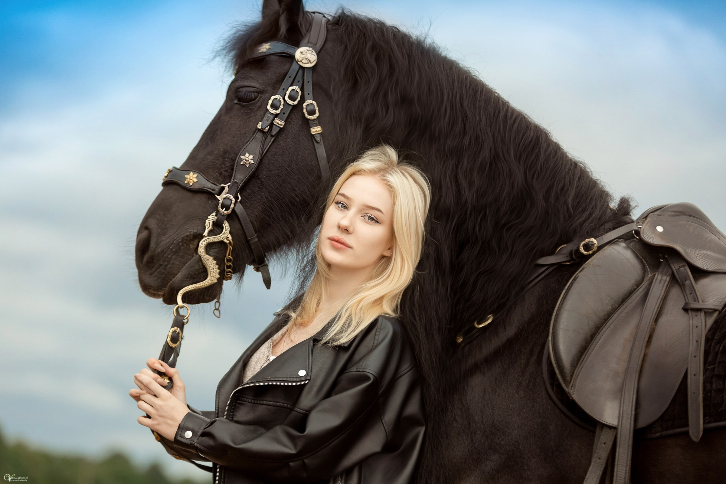 Фотосессии с лошадьми летом. Фотограф женский и мужской портрет Санкт-Петербург