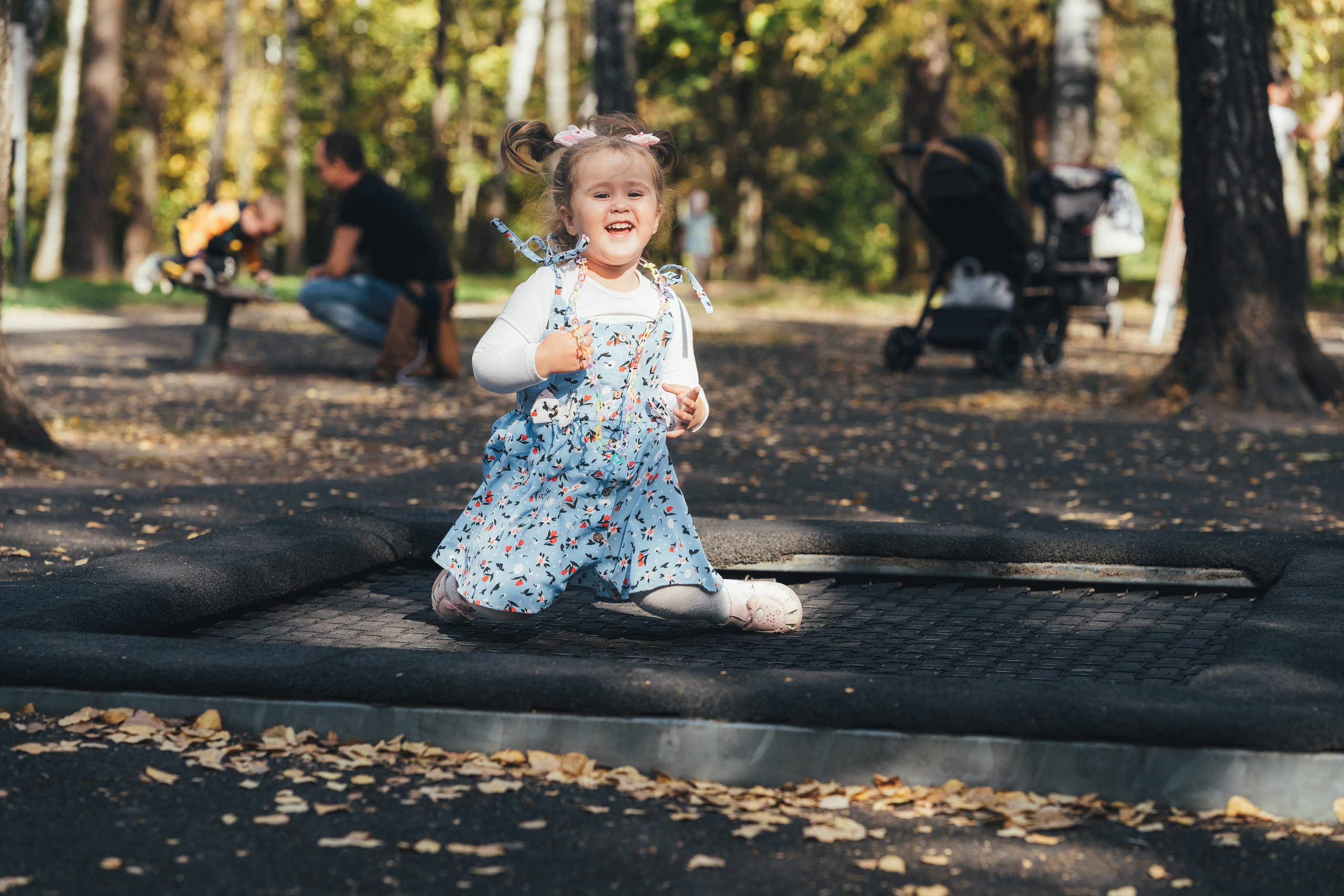 Денис с дочкой, Балашиха, парк Пехорка. Наталья Дукалова фотограф Щелково Королев Пушкино Москва Балашиха