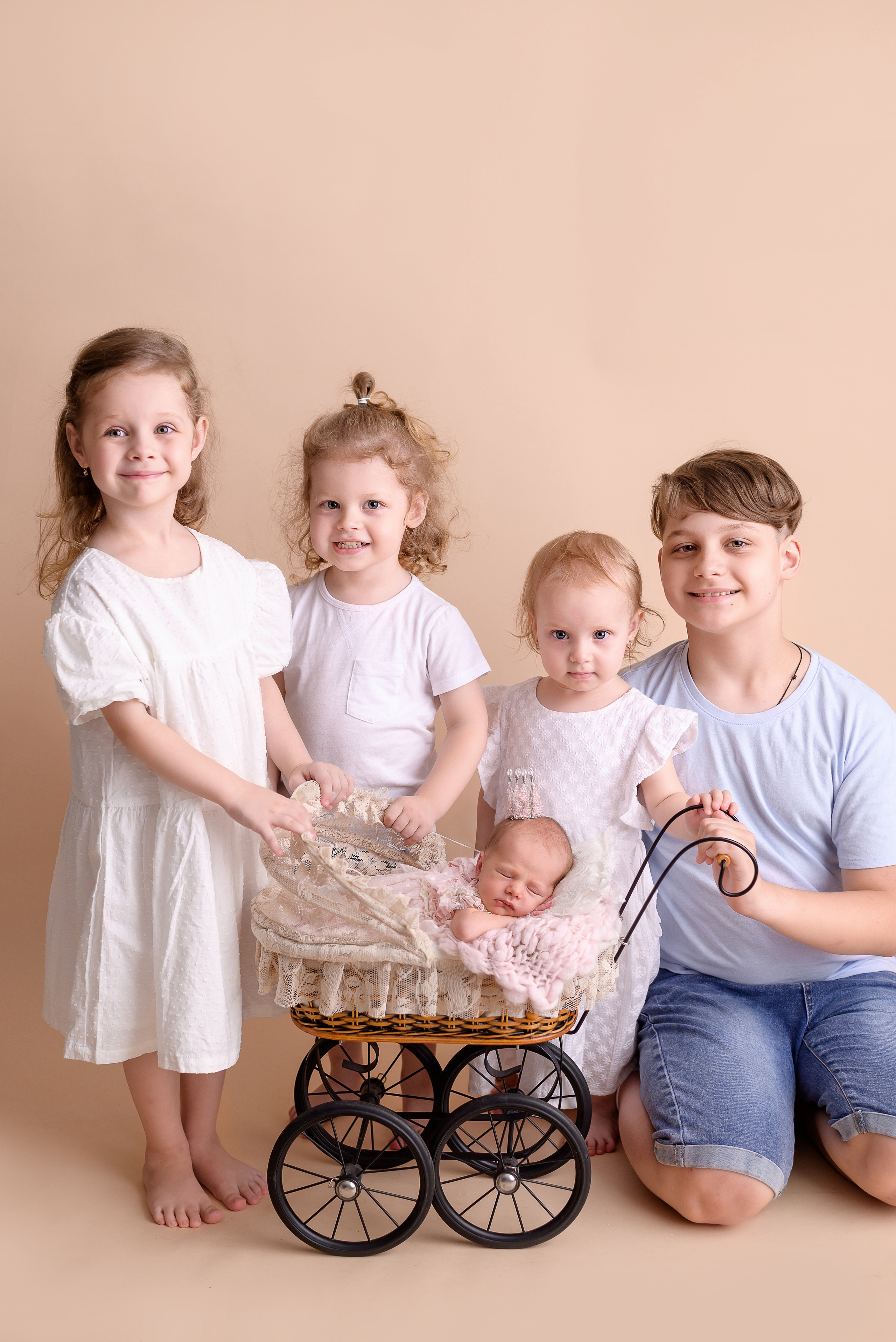 Новорождённые. Фотограф новорождённых в Уфе Елена Кириллова