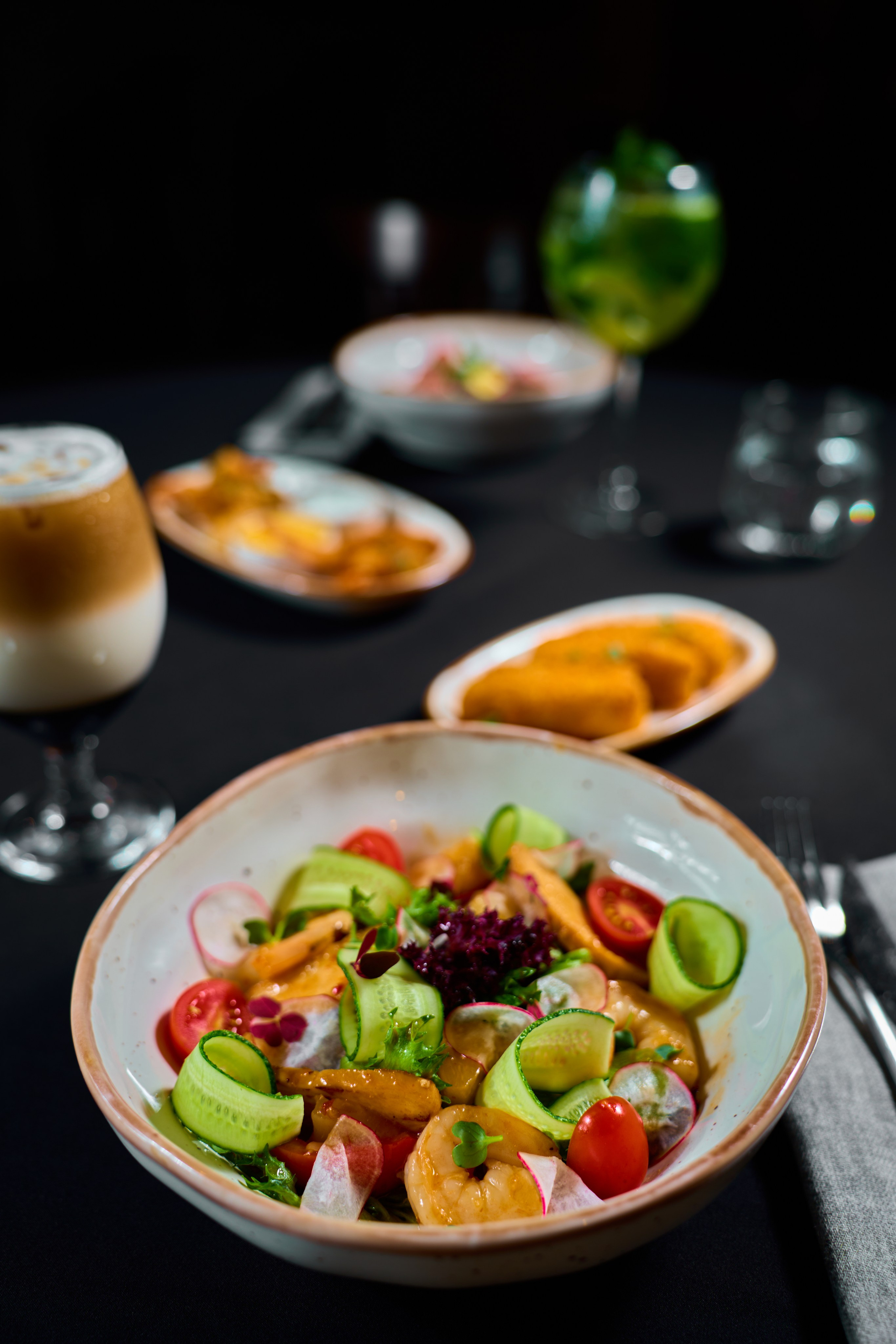 Рекламная съёмка. Фотограф и видеограф