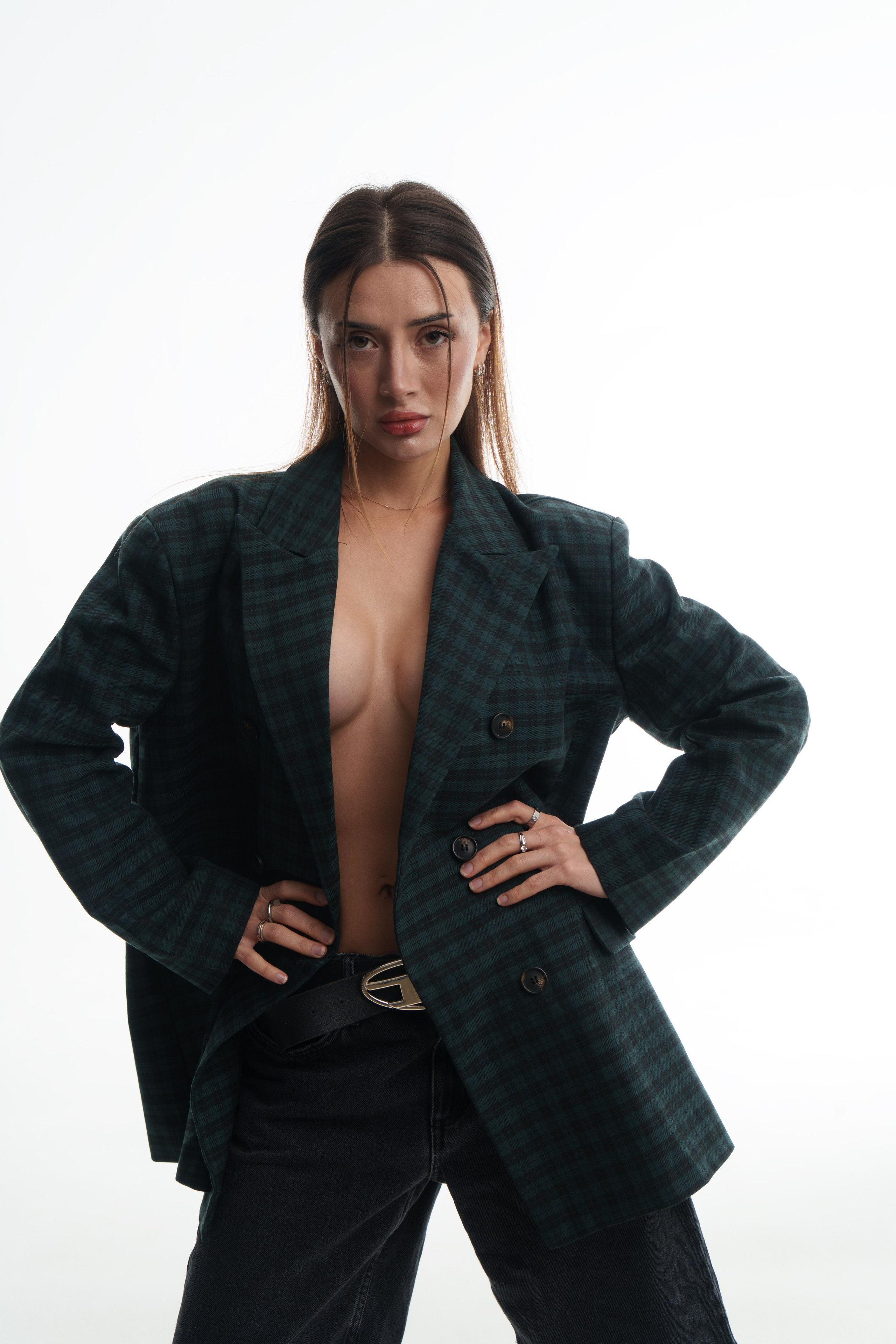 В студии. Студийный фотограф в Санкт-Петербурге Кирилл Пинженин