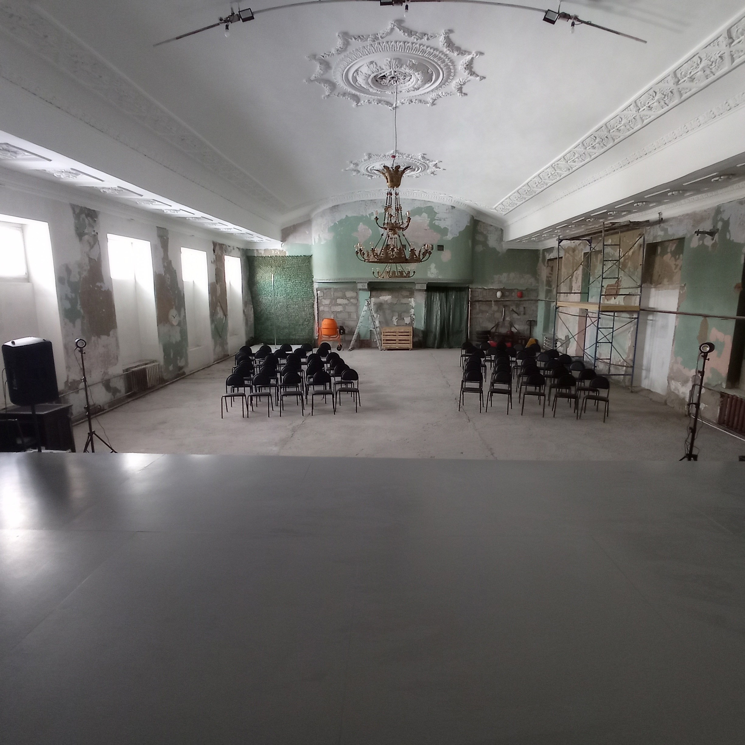 Зал «Стройка» 440 м²