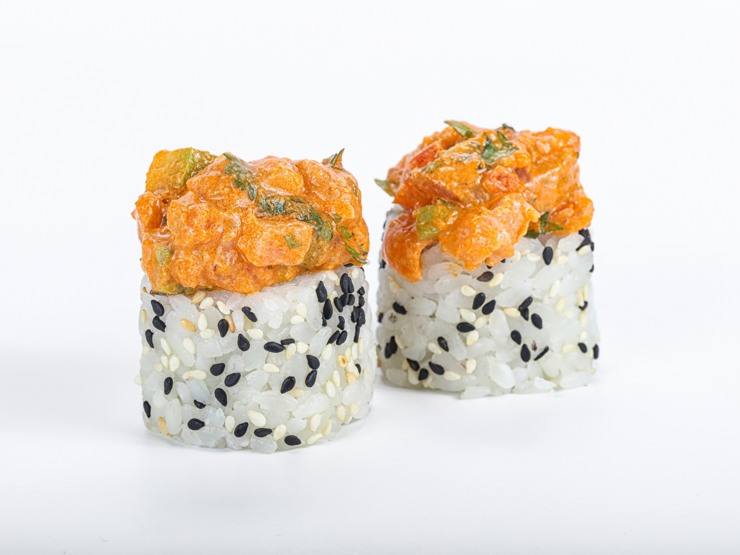 Фотосъемка суши и роллов. Заказ по тел.: +7 (906) 006-90-22. Фуд-фотограф Андрей Старостин — съемка еды в Москве. 9000 руб. в час