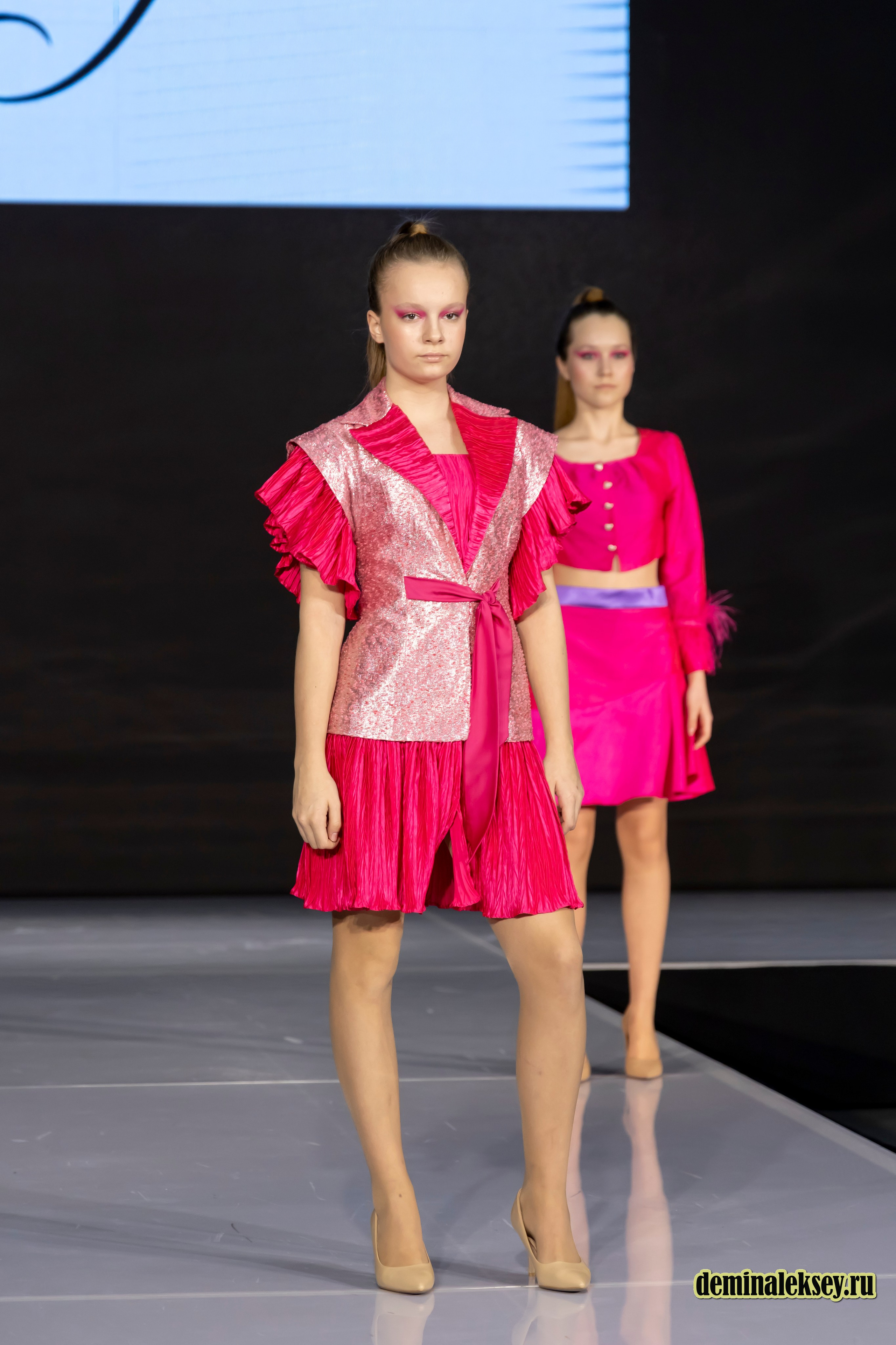 Показ бренда Mirafame на выставке Уникальная Россия 2025. Репортажный, семейный и студийный фотограф в Москве Демин Алексей