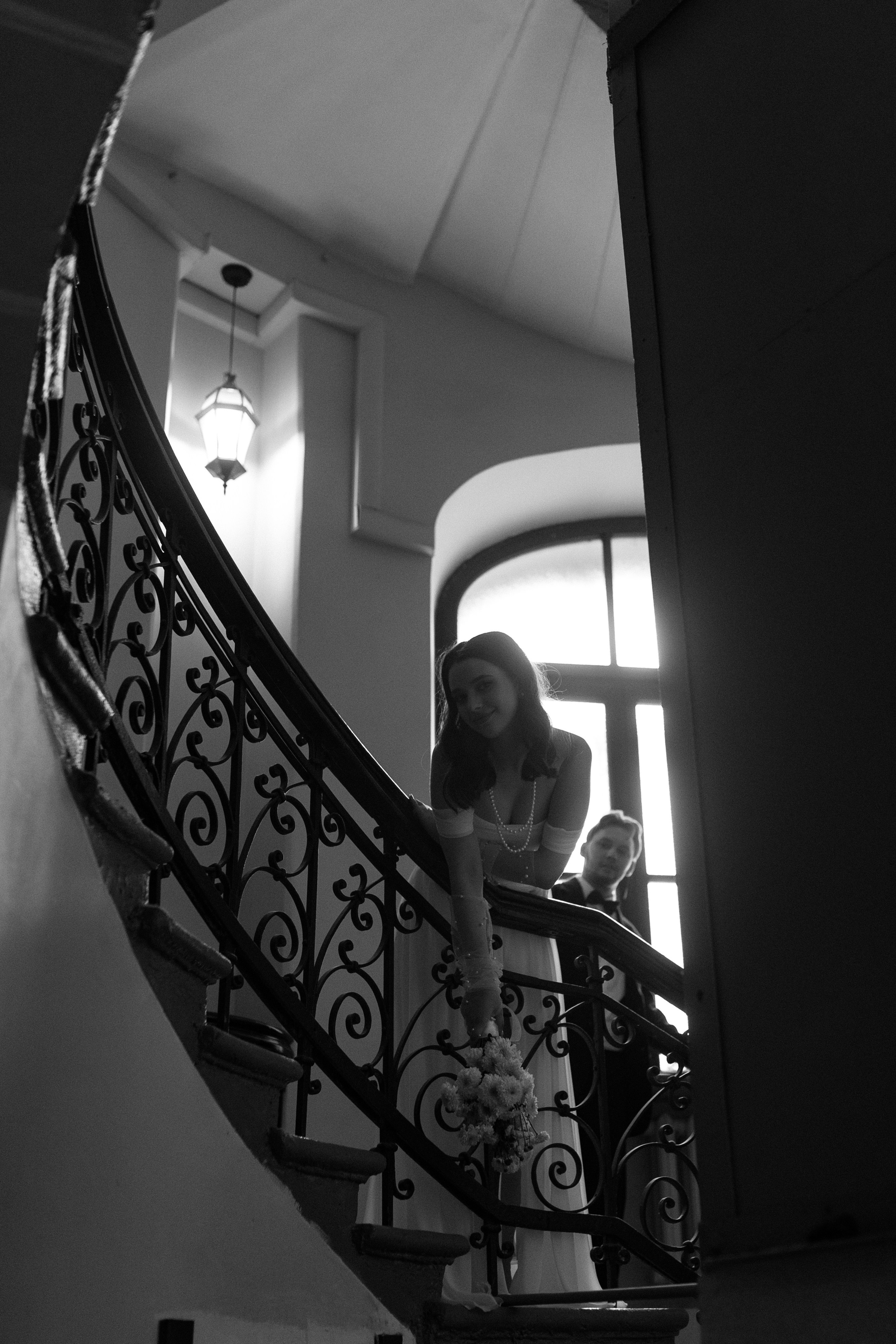 Свадебная фотосессия в квартире-студии. Свадебный фотограф в Москве Мария Крош