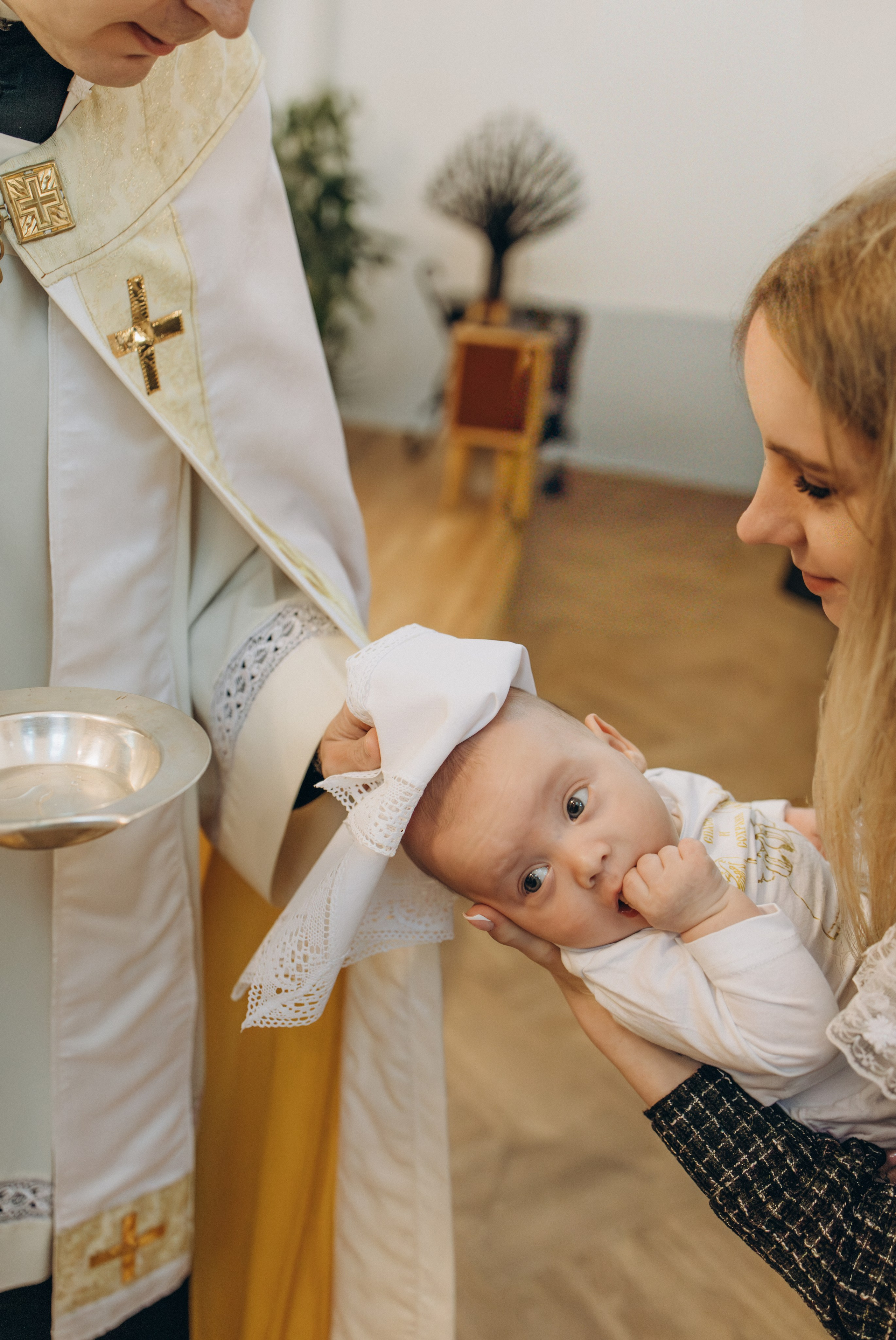 Крещение в католическом храме. Семейный фотограф в Минске — Алина Тиханович