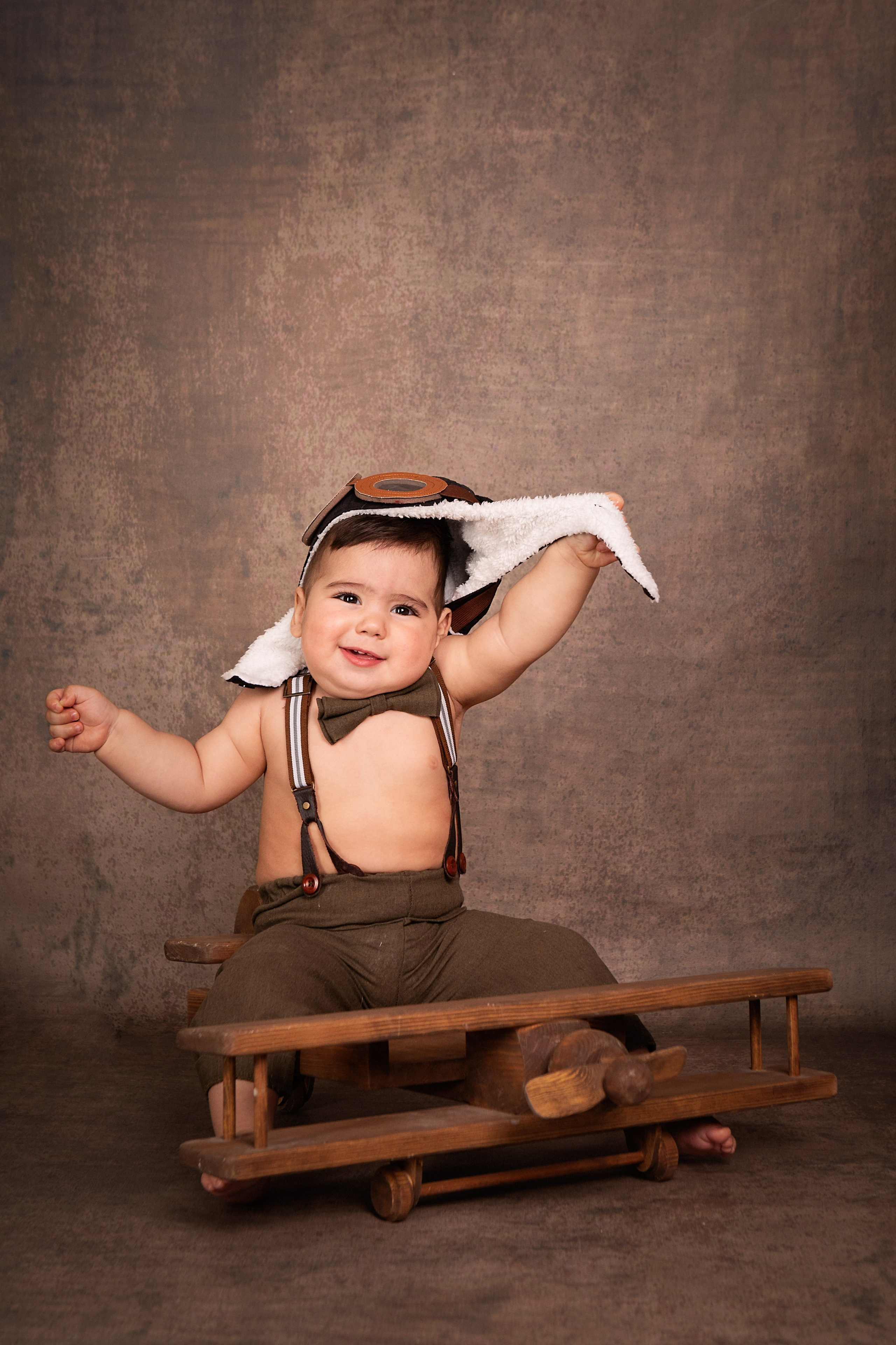 Лётчик. ФОТОГРАФ НА ГОДИК, БЕРЕМЕННОСТИ, НОВОРОЖДЕННЫХ, КРЕЩЕНИЯ МОСКВА