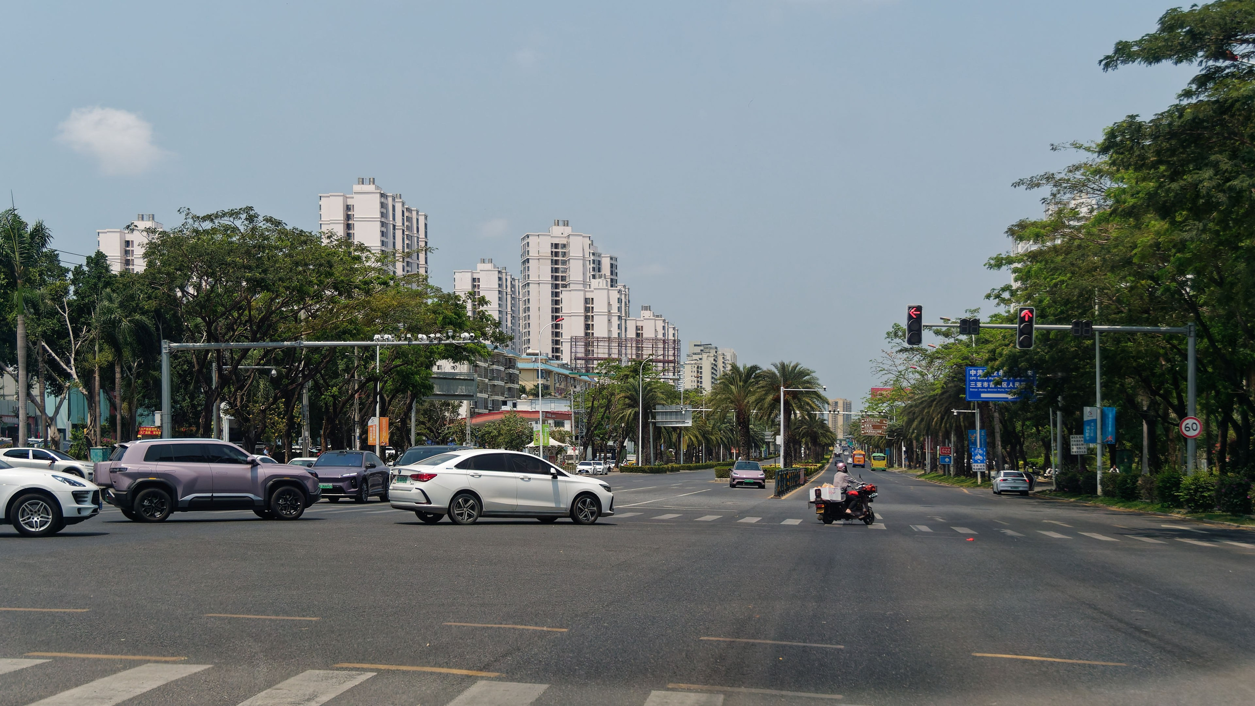 Хайнань 2026, улицы Ялунвань и Саньи. Фотопрогулки по Миру