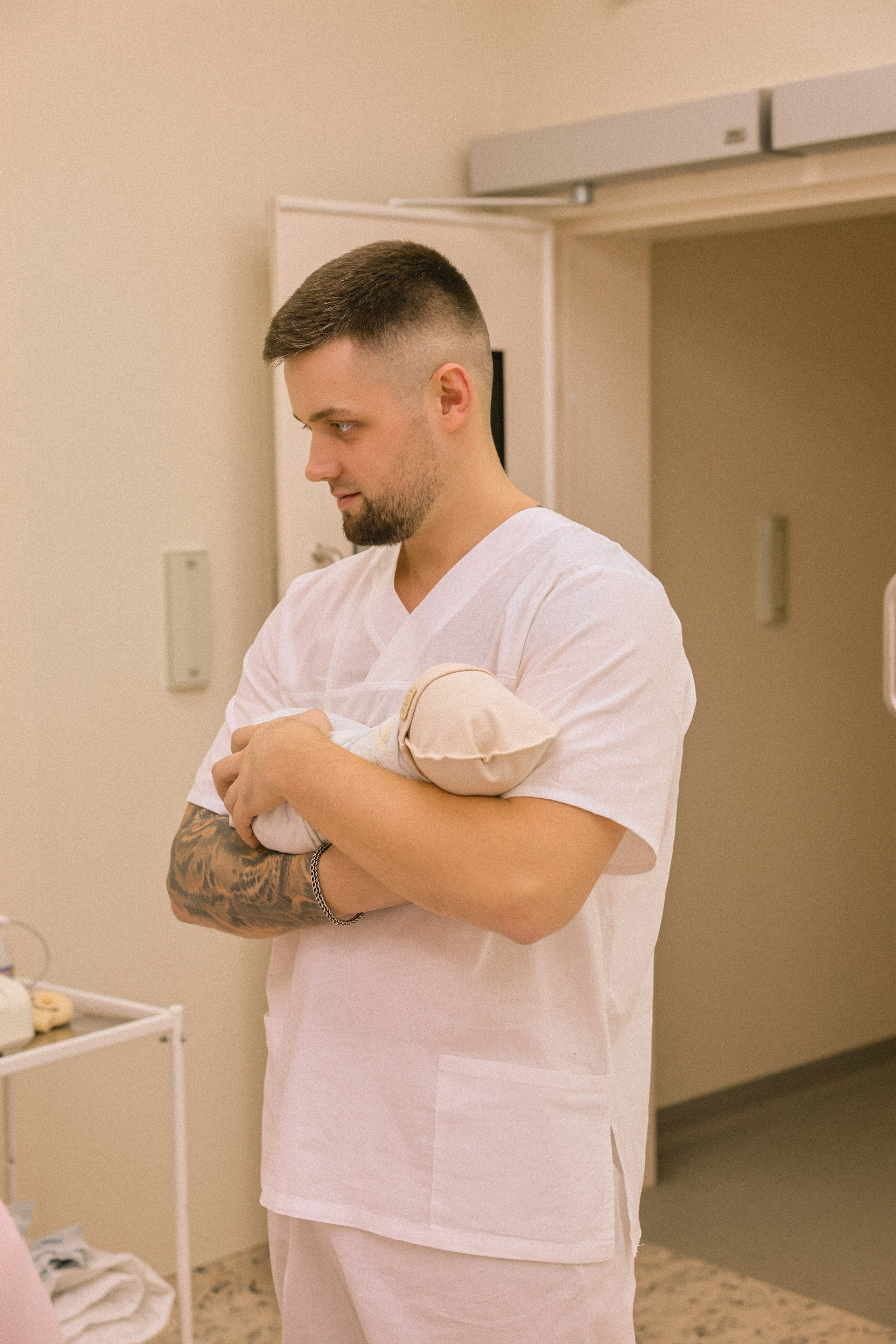 Рождение чуда. Фотослужба «Малютка» в Наро-Фоминском перинатальном центре — сохраняем главные мгновения семьи и создаём премиальные фотокниги