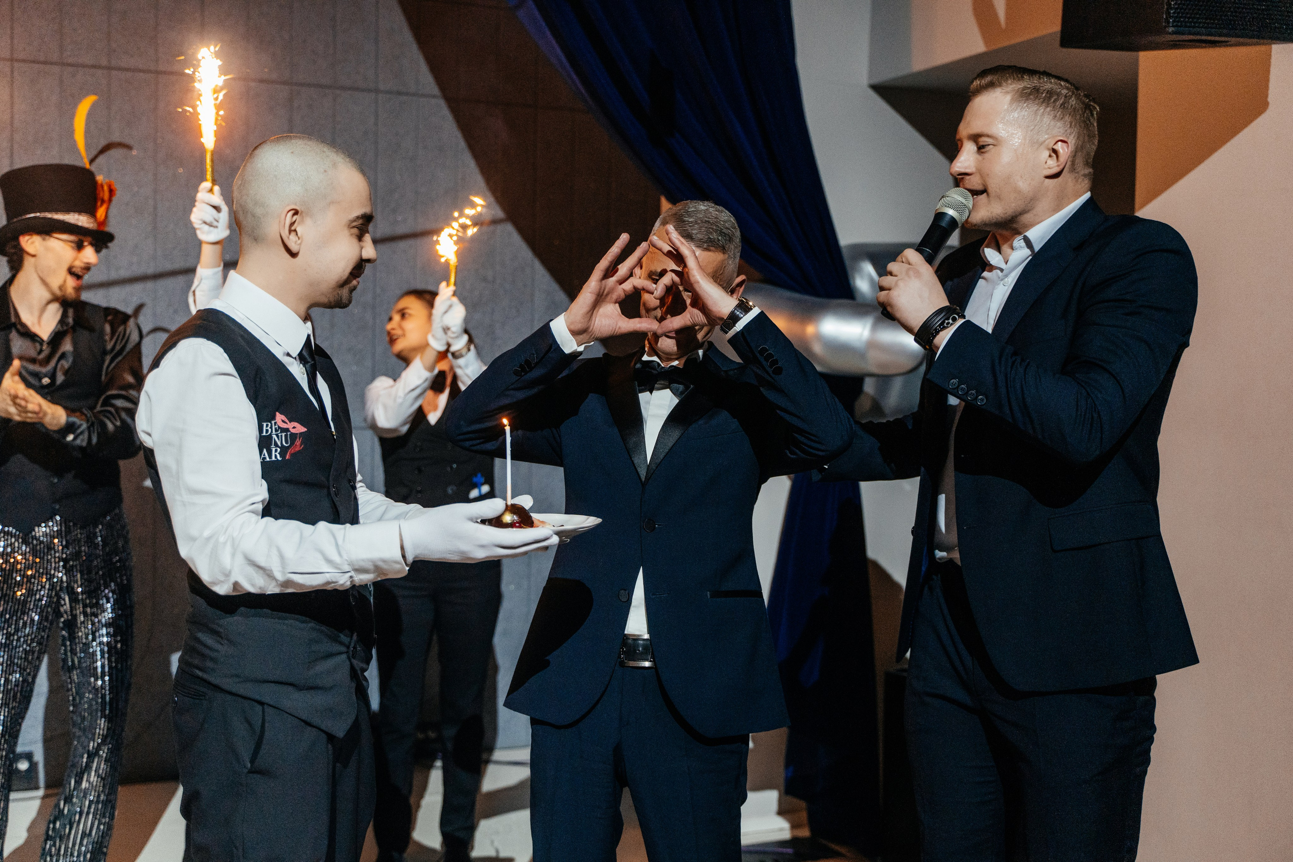 5 апреля (пятница). BENUAR Restaurant