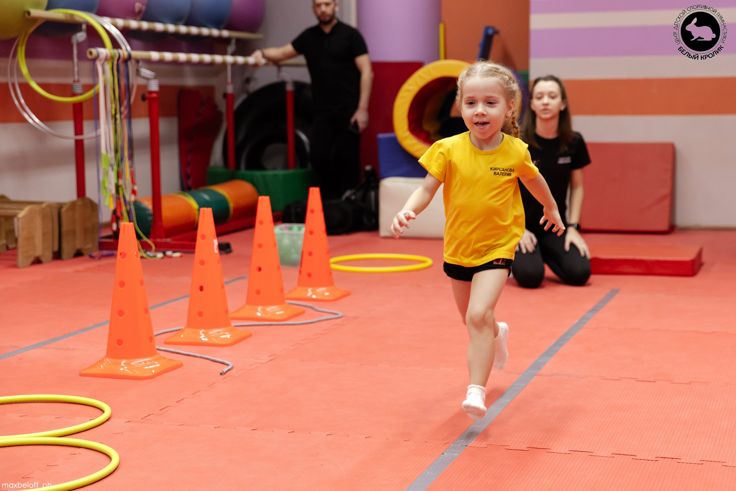 Белый кролик. Соревнования. Семейный фотограф — Макс Белогрудов