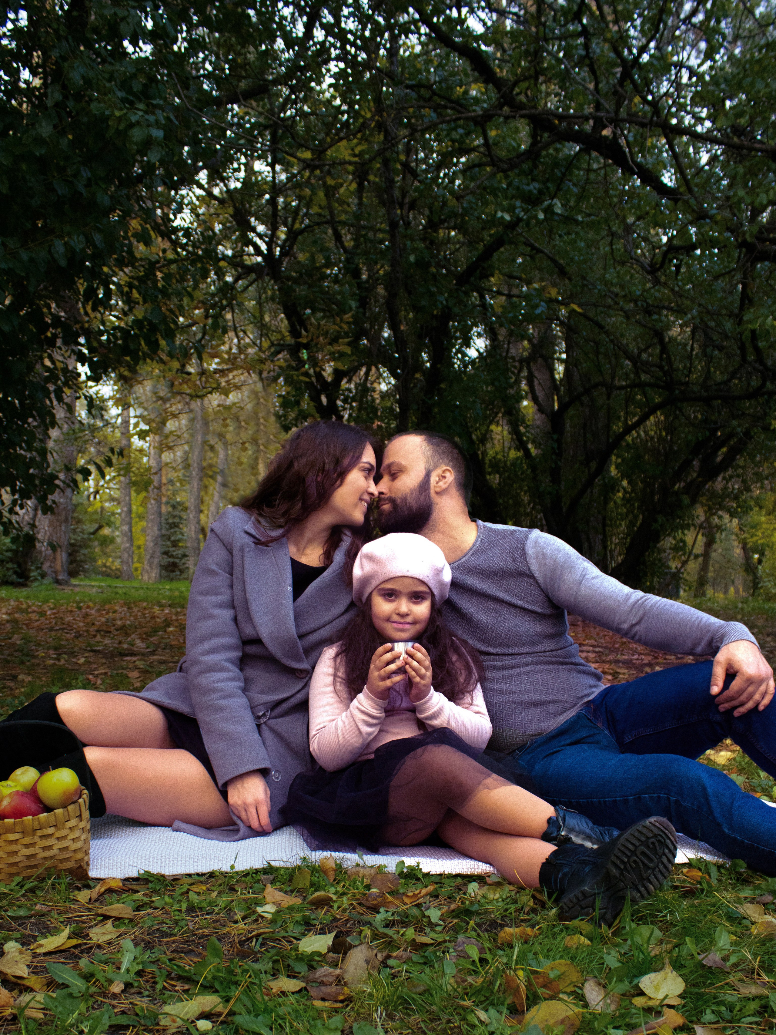 Семья в осени. Семейный и детский фотограф в Екатеринбурге