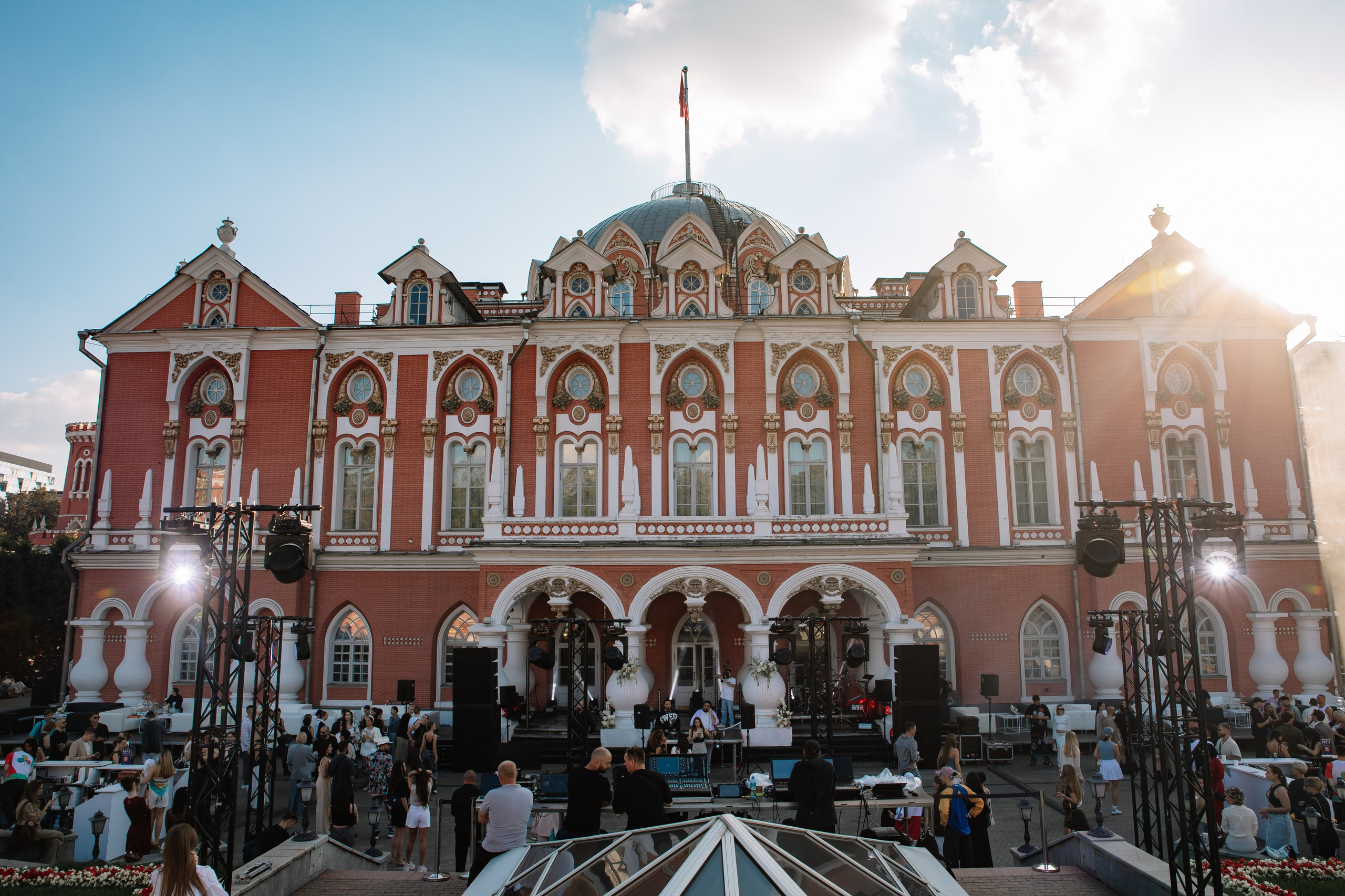 AESTHETIC ONLY в Петровском путевом дворце. Фотограф в Москве Яна Полосина