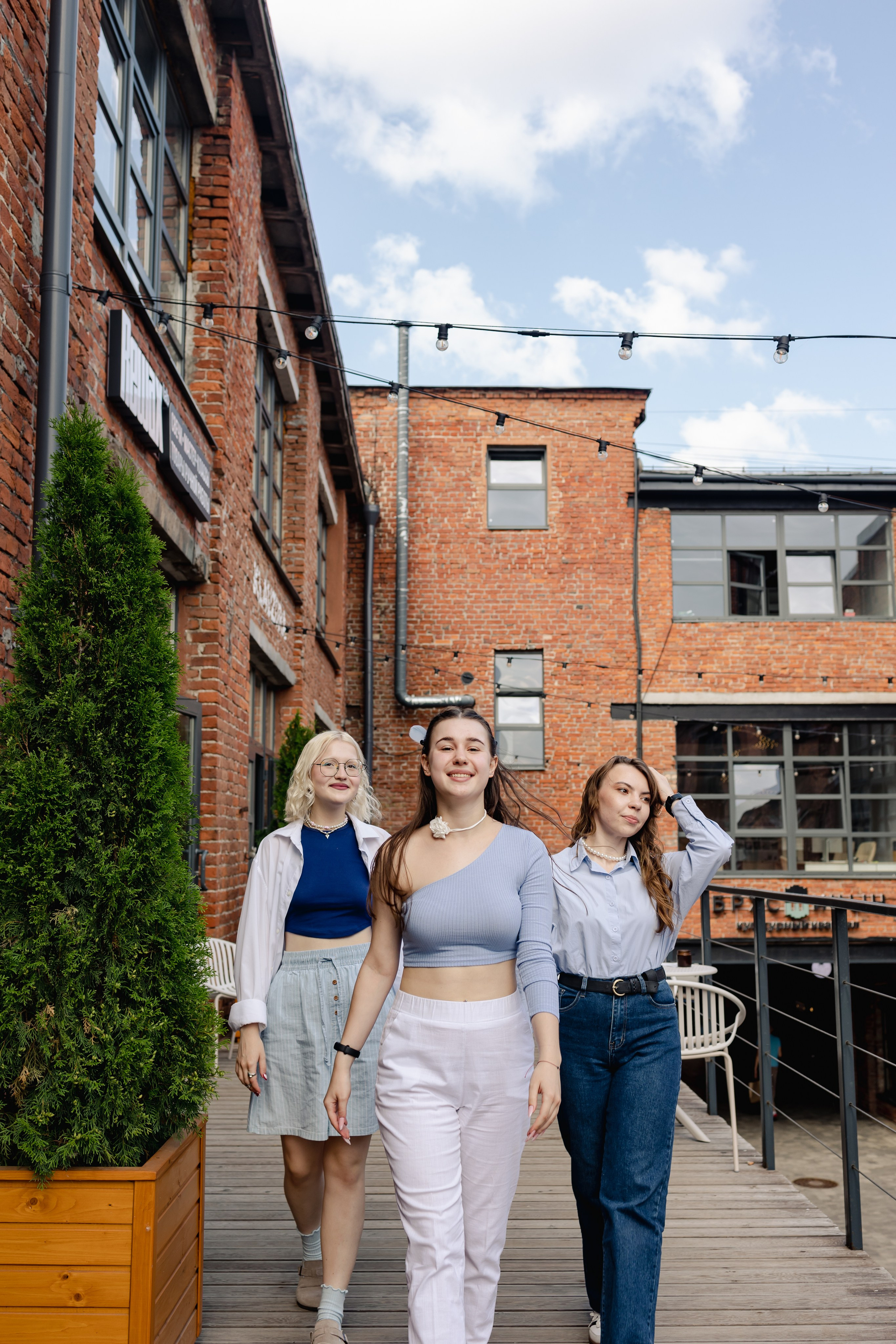 Rewax 29.07.24. Репортажный и портретный фотограф в Санктпетербурге. Видиосъемка мероприятий в Санкт-Петербурге