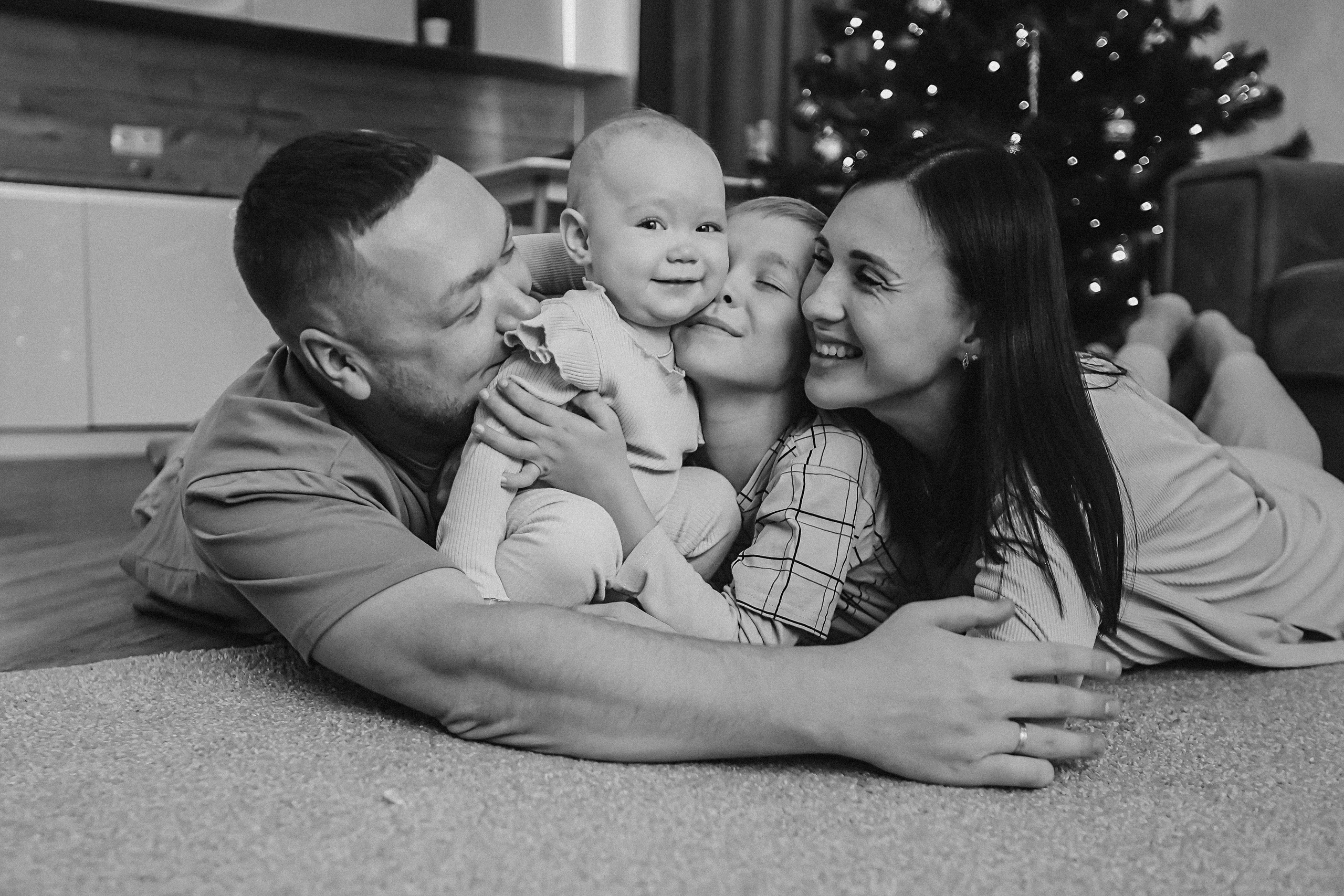 Дома. Семейный фотограф Тюмень, фотограф на роды Салмина Мария