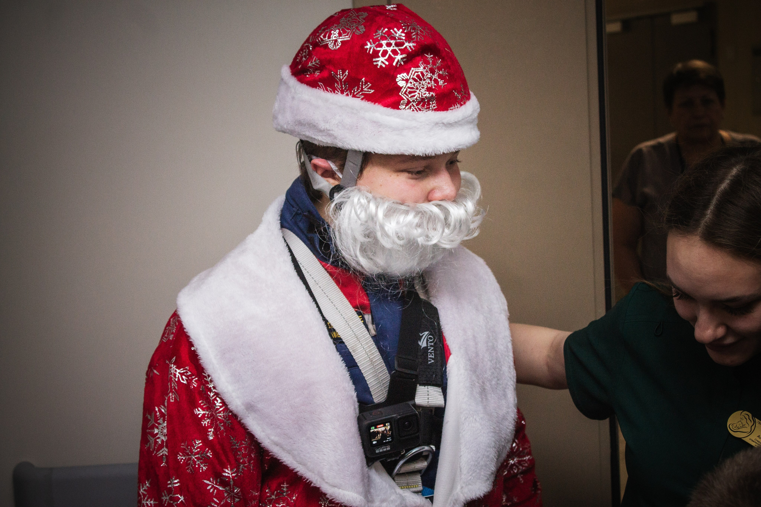 ВСКС. Десант Дедов Морозов. Илья Чемис — Фотограф в Мариуполе