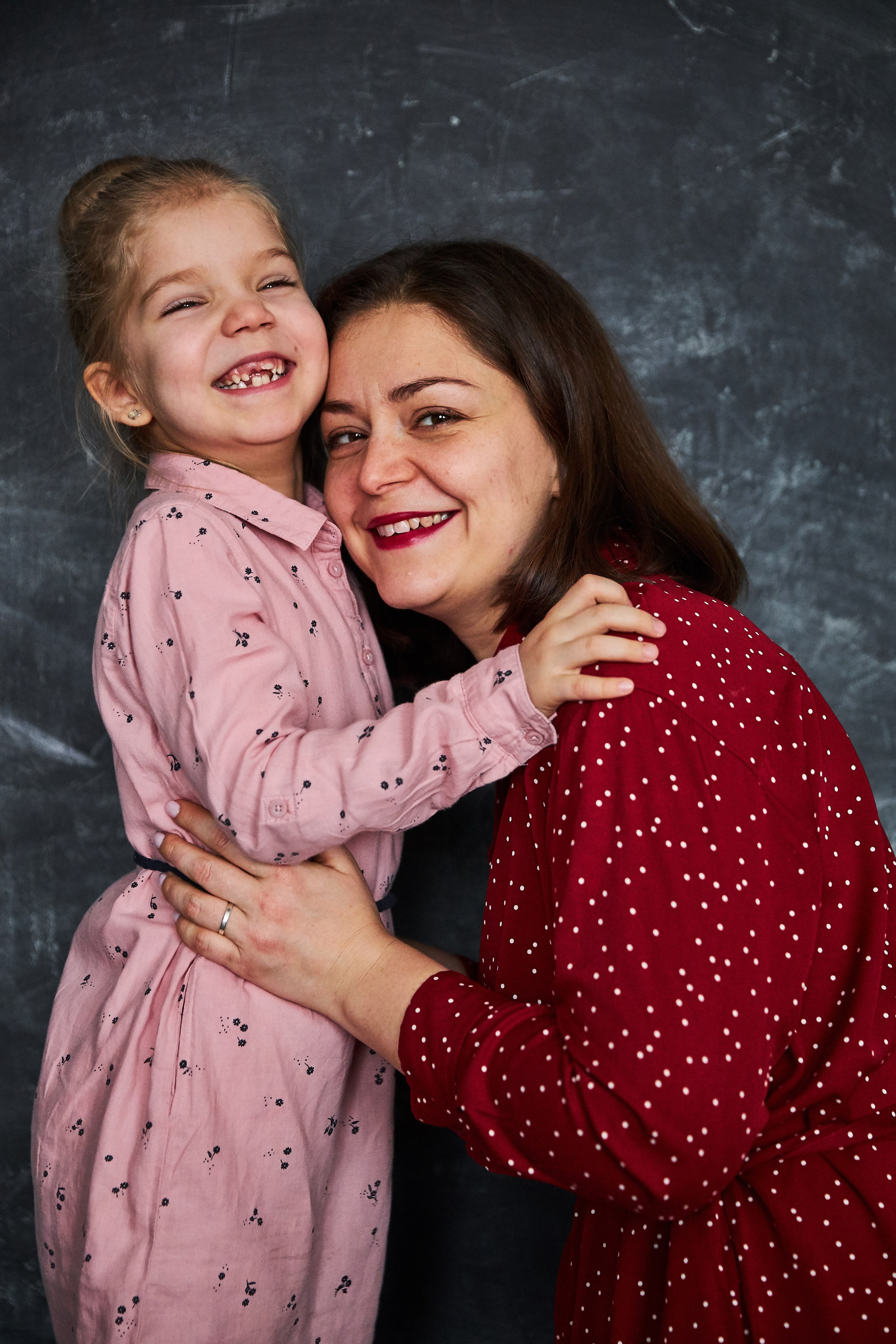 Мама и дочь. Фотограф из Екатеринбурга Тёма Дубовцев