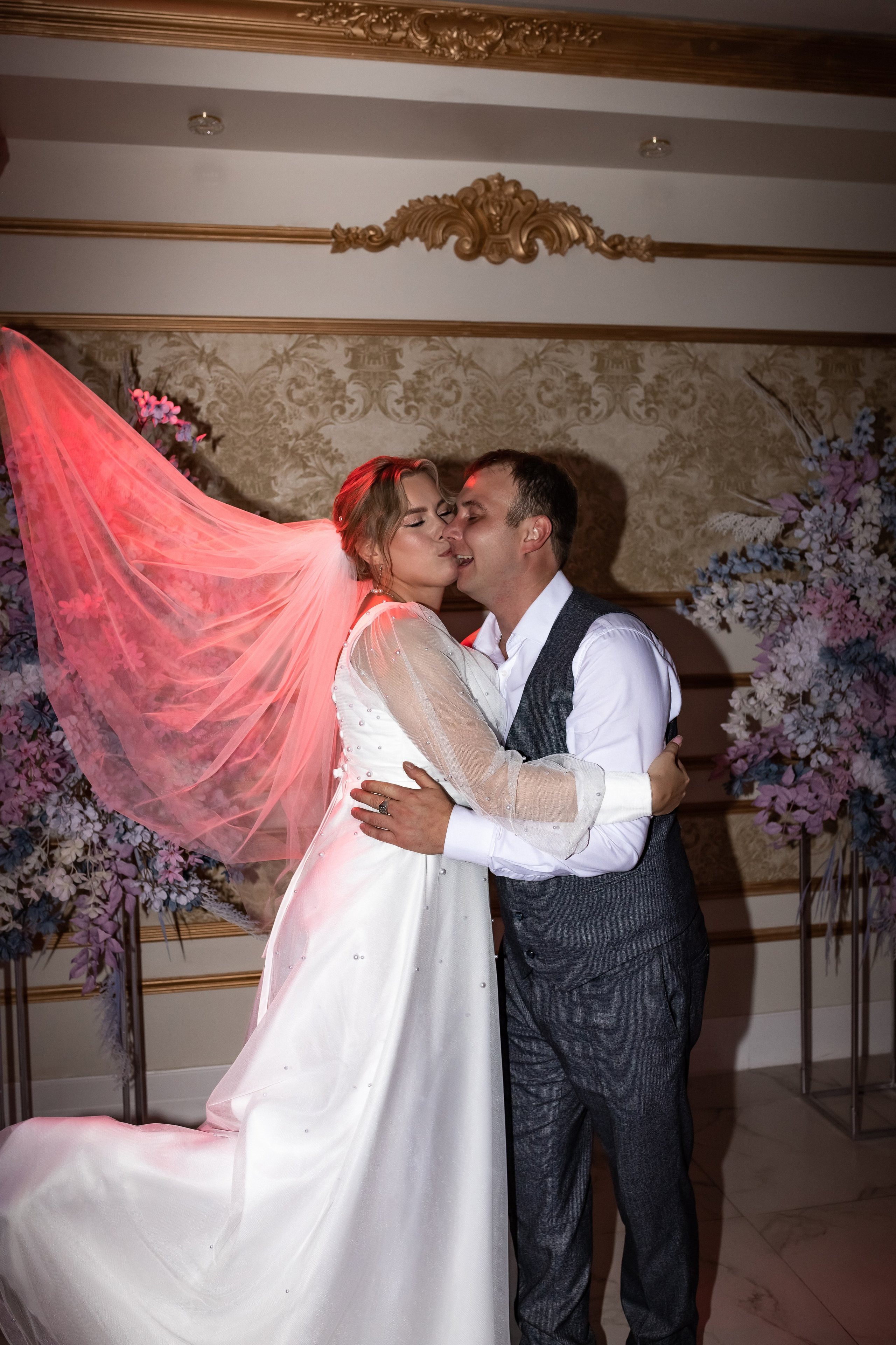 Дмитрий и Александра. Август 2024. Фотограф Пермь. Свадьбы. Семья и дети, школа, д. сад. Фотокниги