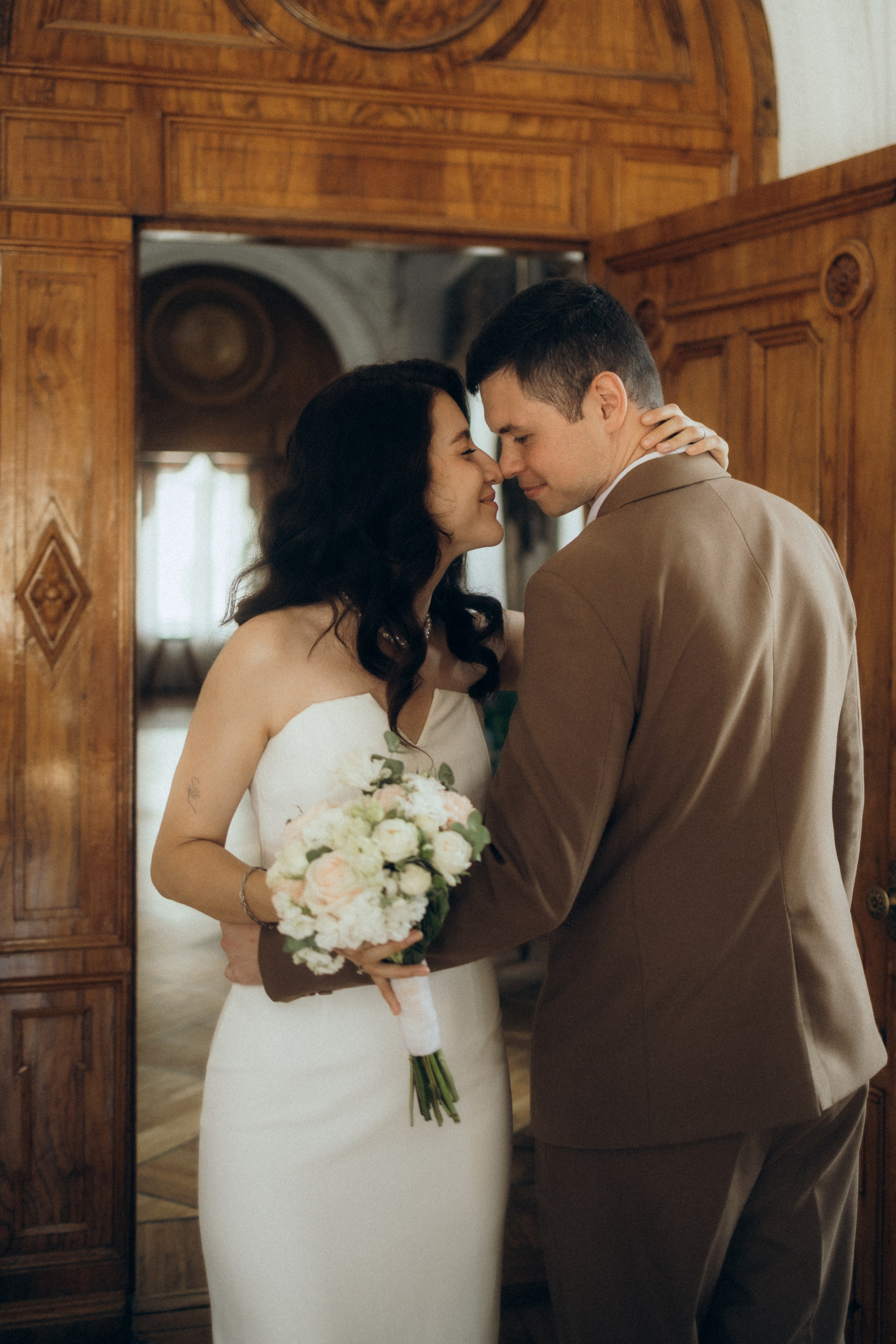 Роман и Анастасия, роспись в Библиотеке-читальне им. Пушкина. Свадебный и портретный фотограф в Москве Кристина Золотова