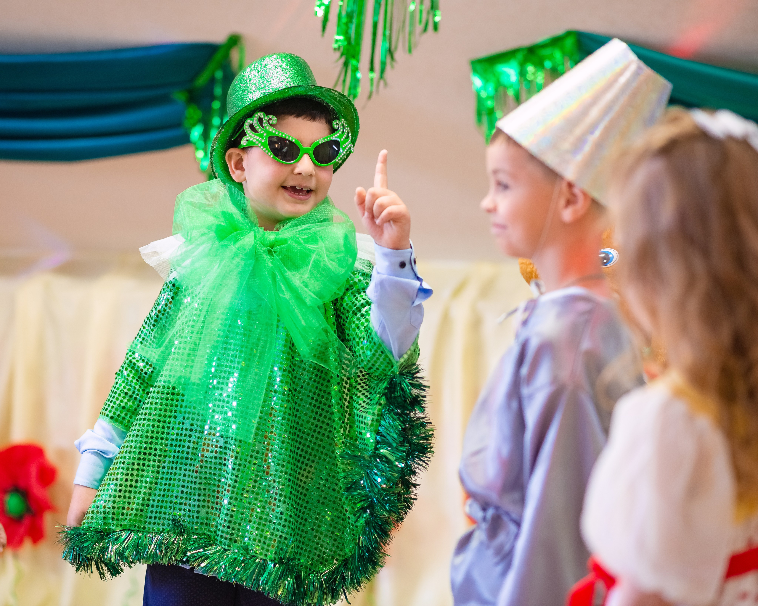 Выпускной утренник 2023. Семейный фотограф на выписку из роддома и крещение Минск Настя Гришук