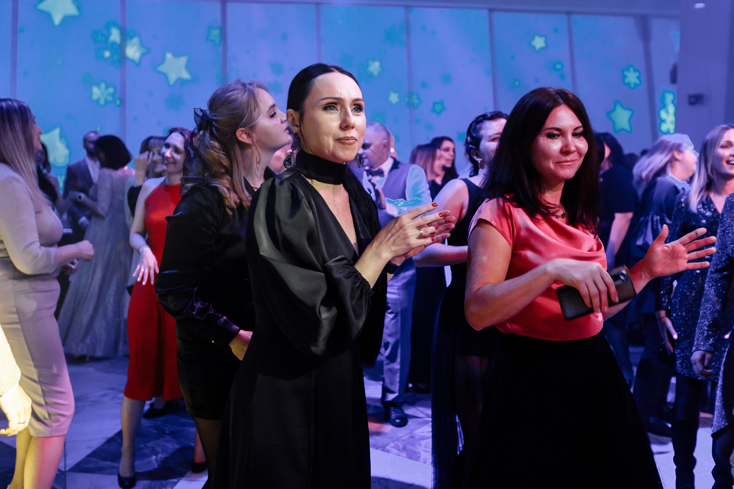 Корпоратив ПолСтраны. Свадебный и портретный фотограф в Королёве Сергей Чихарев