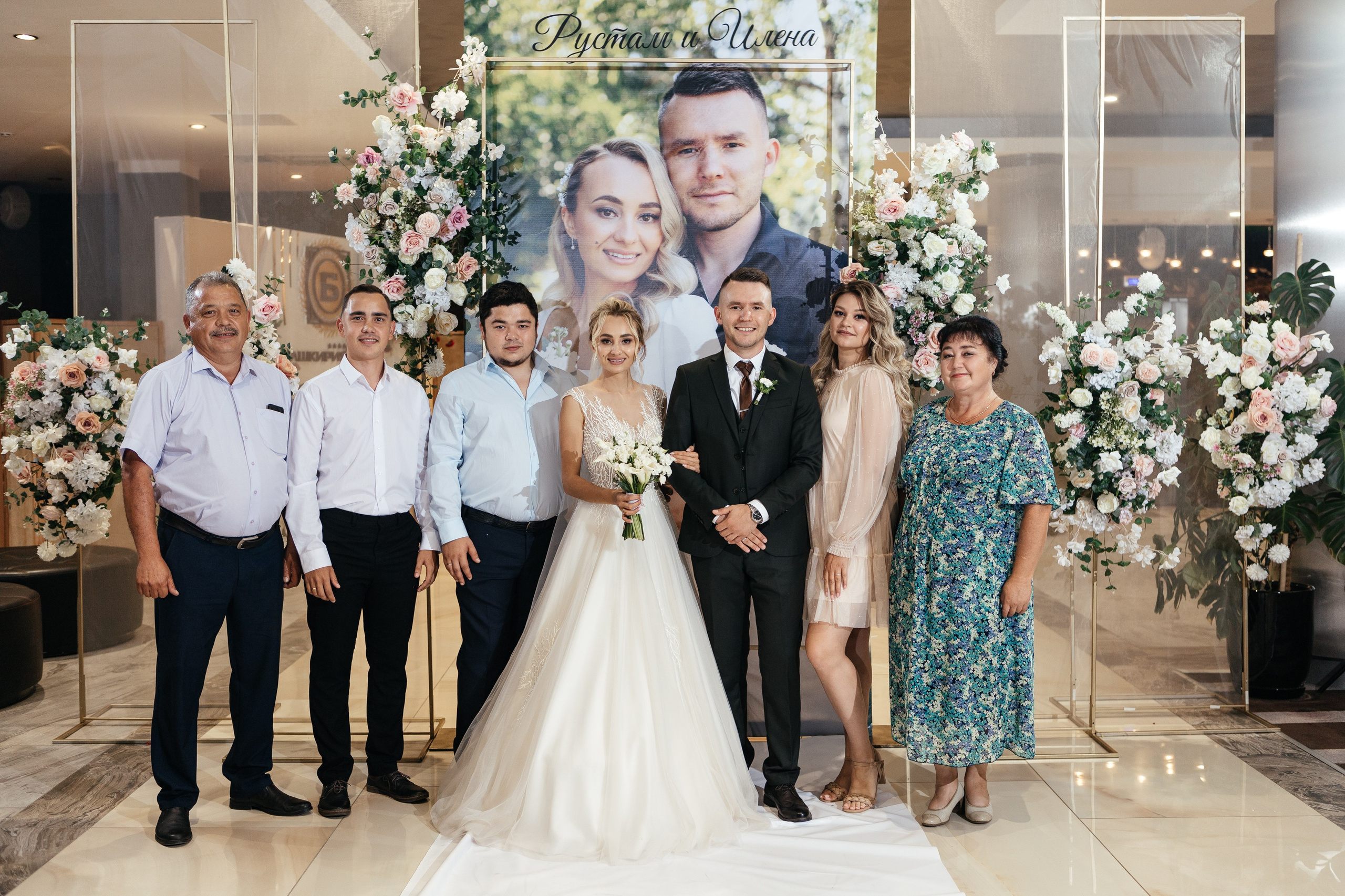 Свадебный фотограф Уфа — Руслан ГабдлисламовЖивые эмоции, красивые кадры, воспоминания на всю жизнь.Работаю по всей Республике Башкортоста. Свадебный фотограф Уфа Руслан Габдлисламов