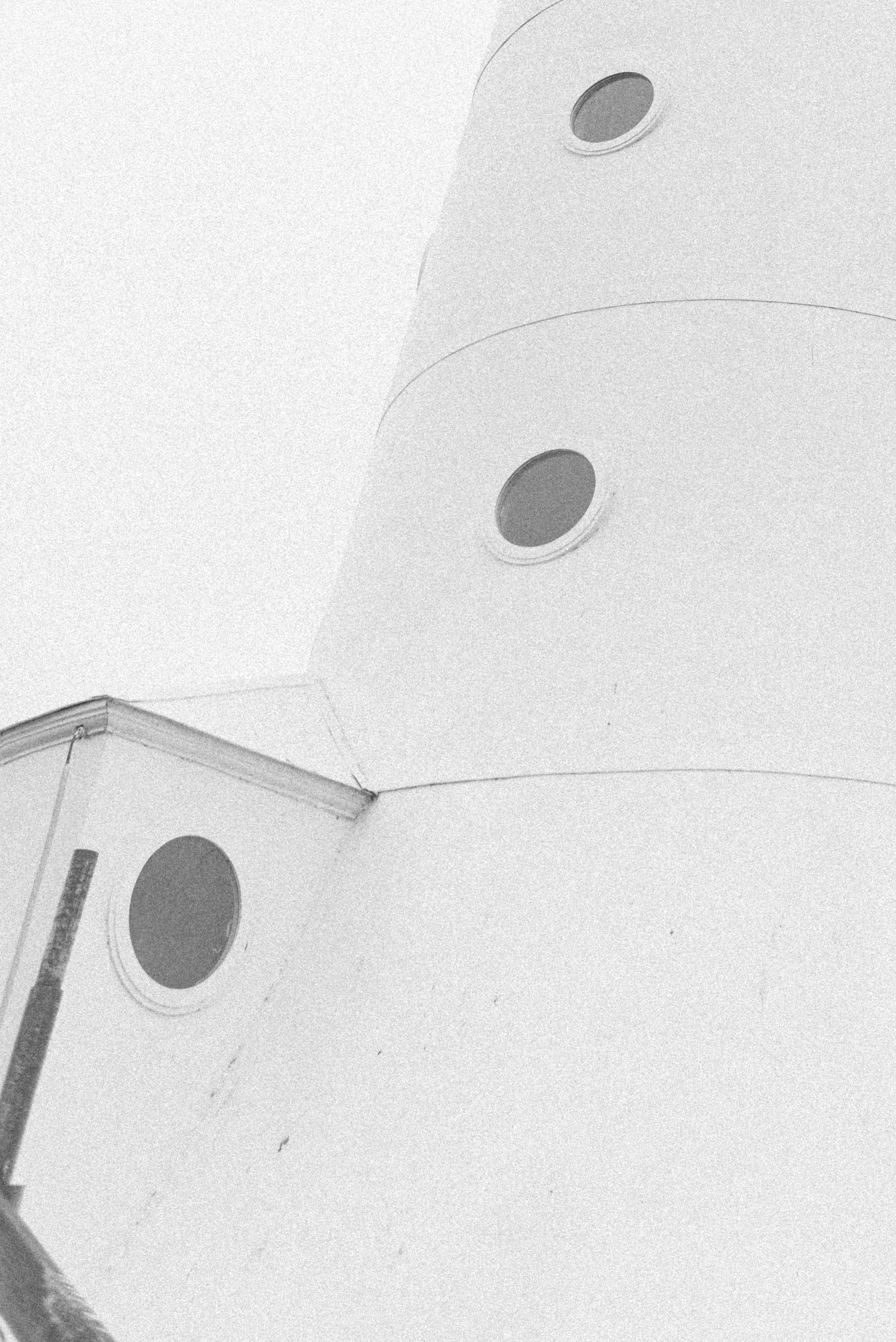 Открылась выставка «Смотритель маяка» в Екатеринском собрании