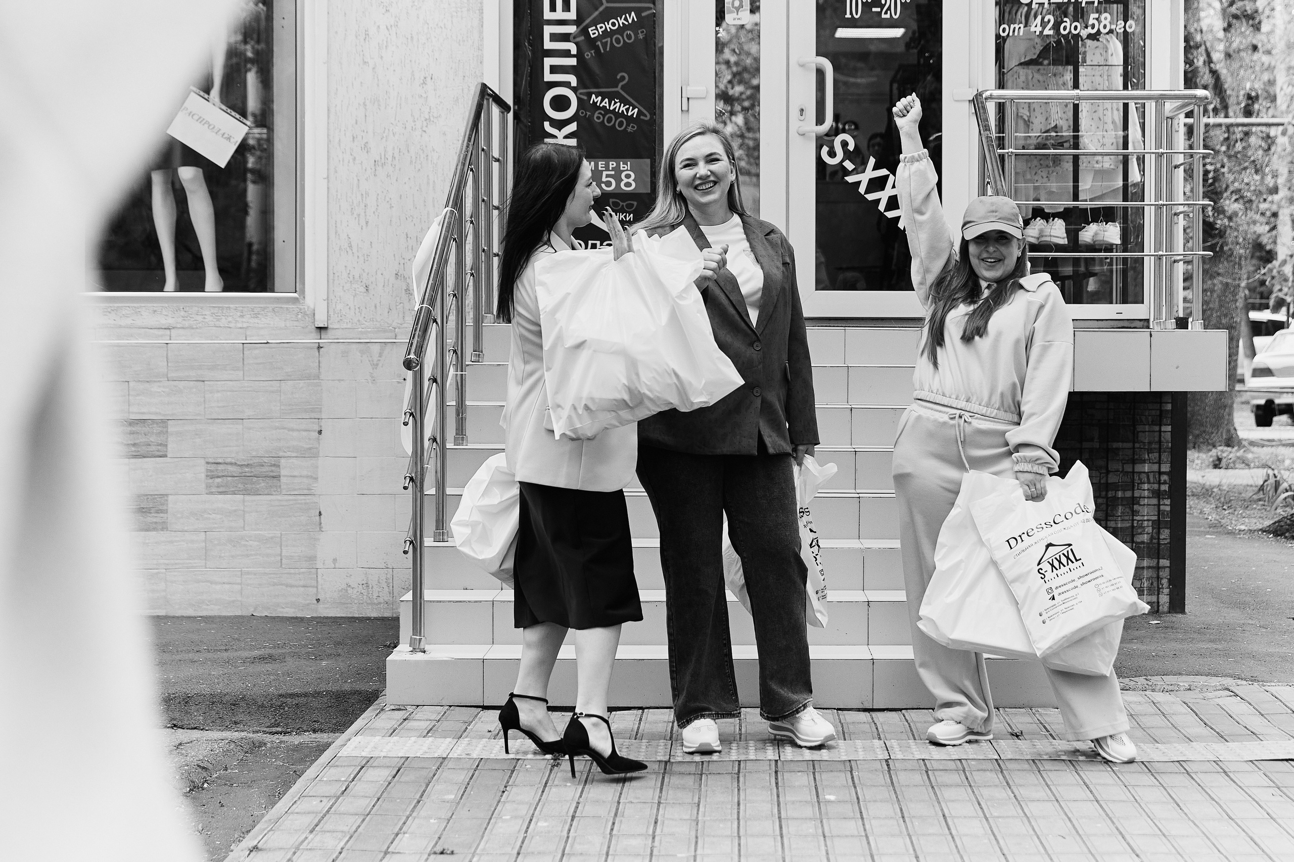 Один день с блогерами в DressCode SHOWROOM 16.04. Свадебный репортажный фотограф краснодар максим дремов дрёмов фотосессия студия цена