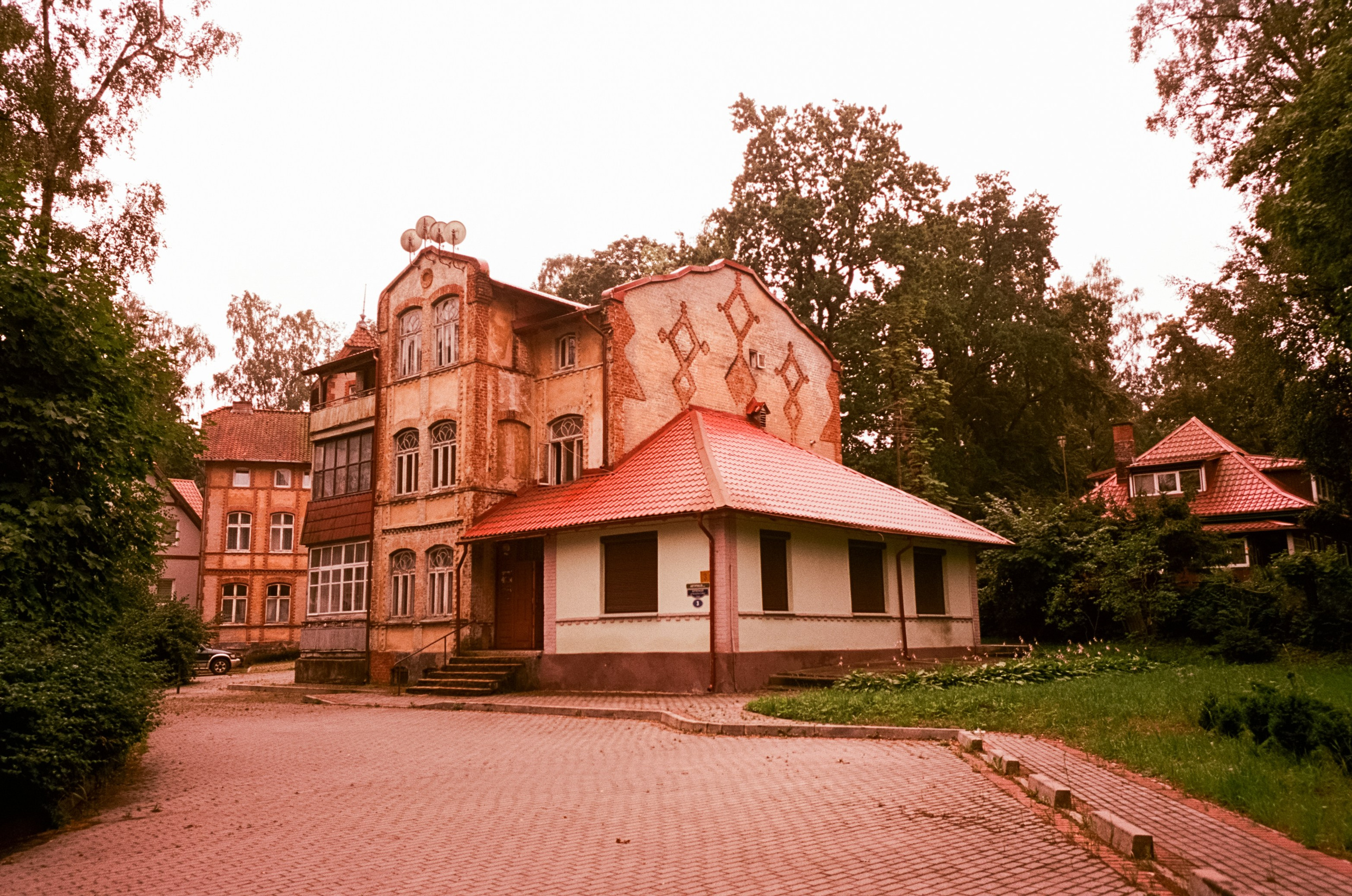 Арт-пространство Телеграф и улочки Светлогорска. Фотограф-документалист Мария Осокина