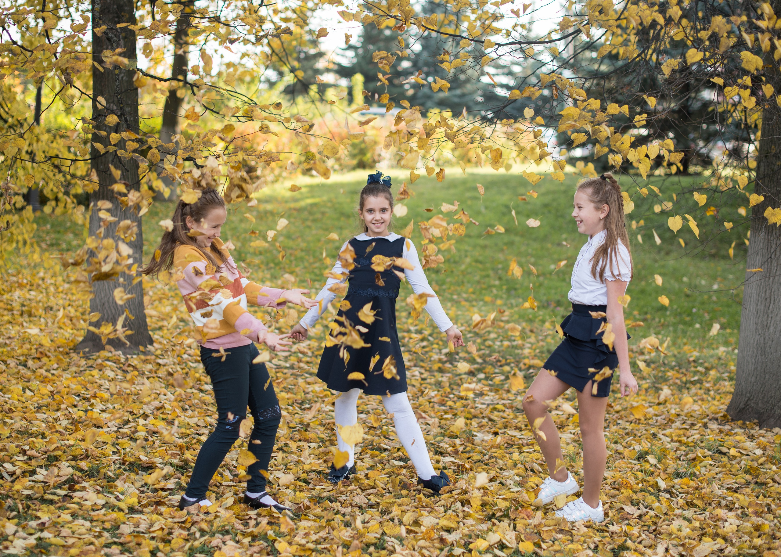 Пример съемки для выпускного альбома с наполнением «премиум». Выпускные альбомы для школ и детских садов в Иваново