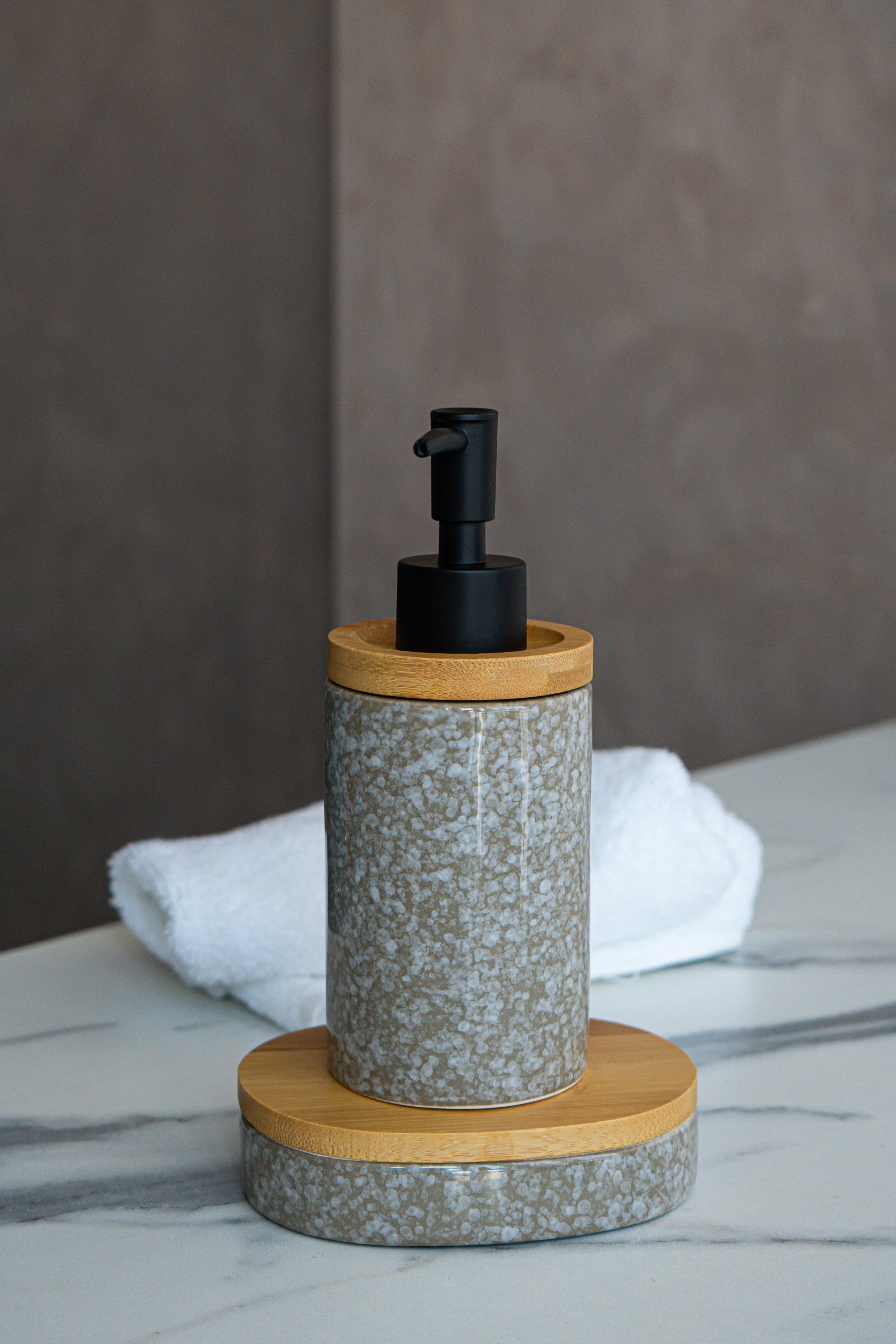 Предметная. Для Wildberries. Диспенсеры. Видеограф. Фотограф. Роберт Манукян